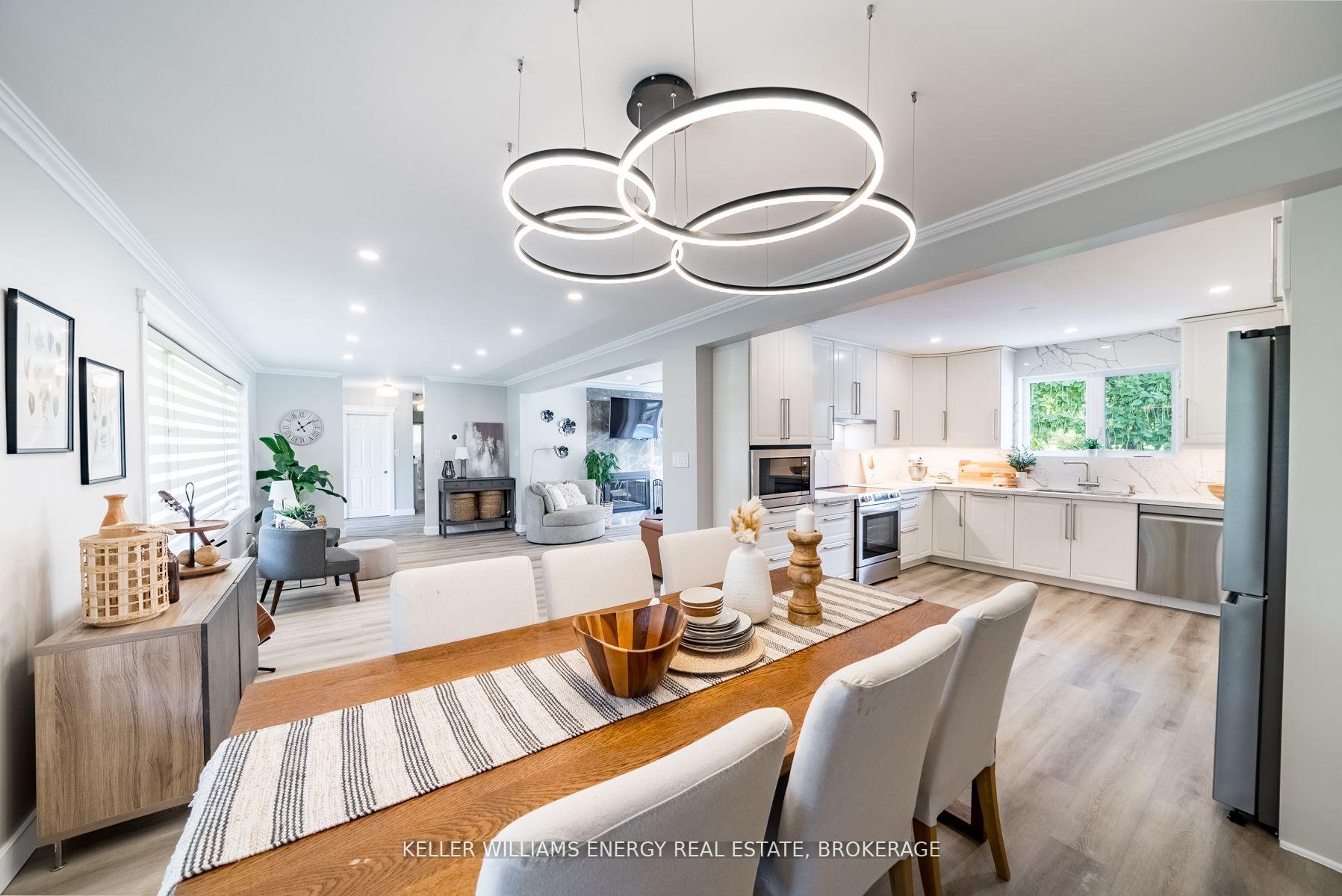 Photo 10 of 851 Swiss Heights, Oshawa, Pinecrest — HOMEH