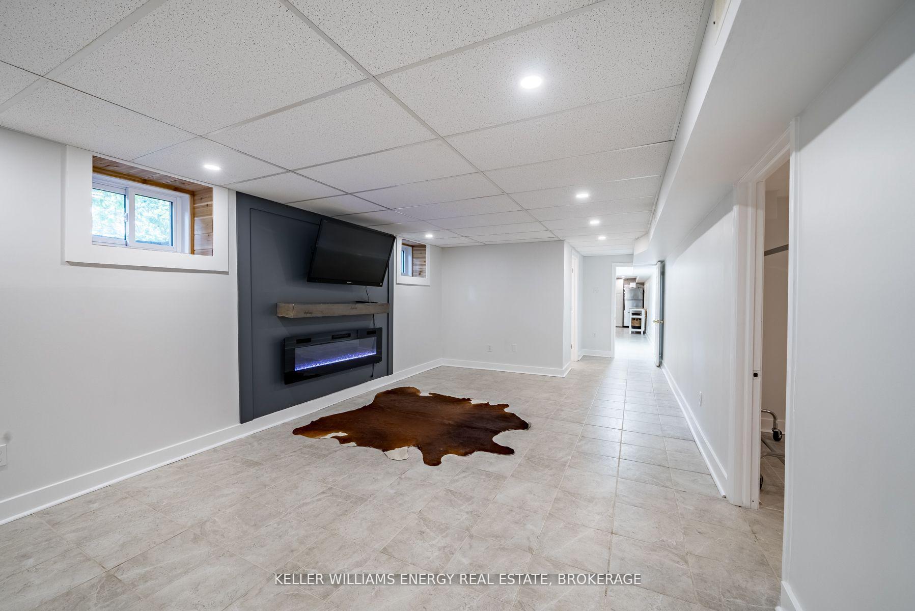Photo 27 of 851 Swiss Heights, Oshawa, Pinecrest — HOMEH