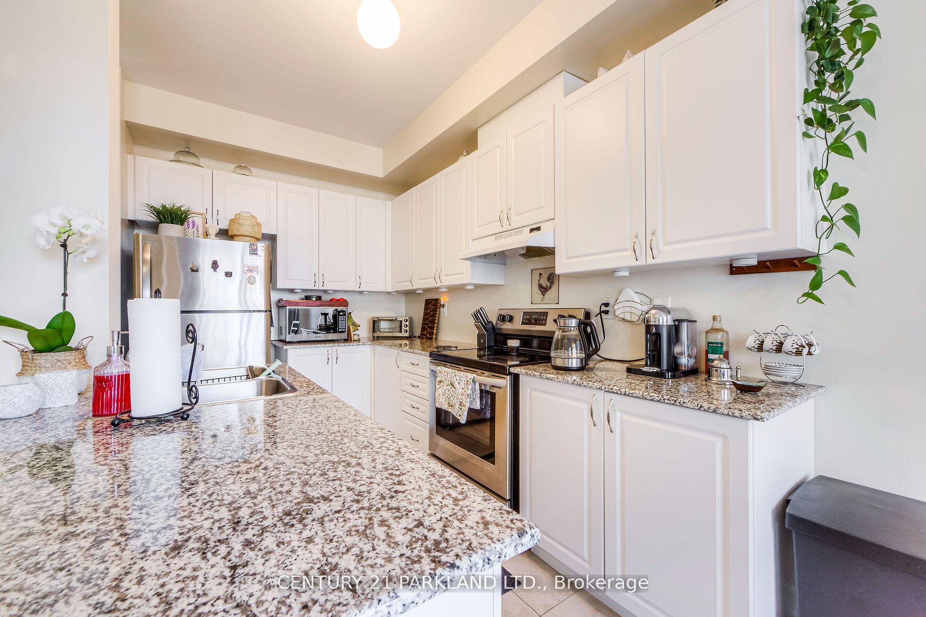 Photo 17 of 178 Farooq Boulevard, Vaughan, Vellore Village — HOMEH