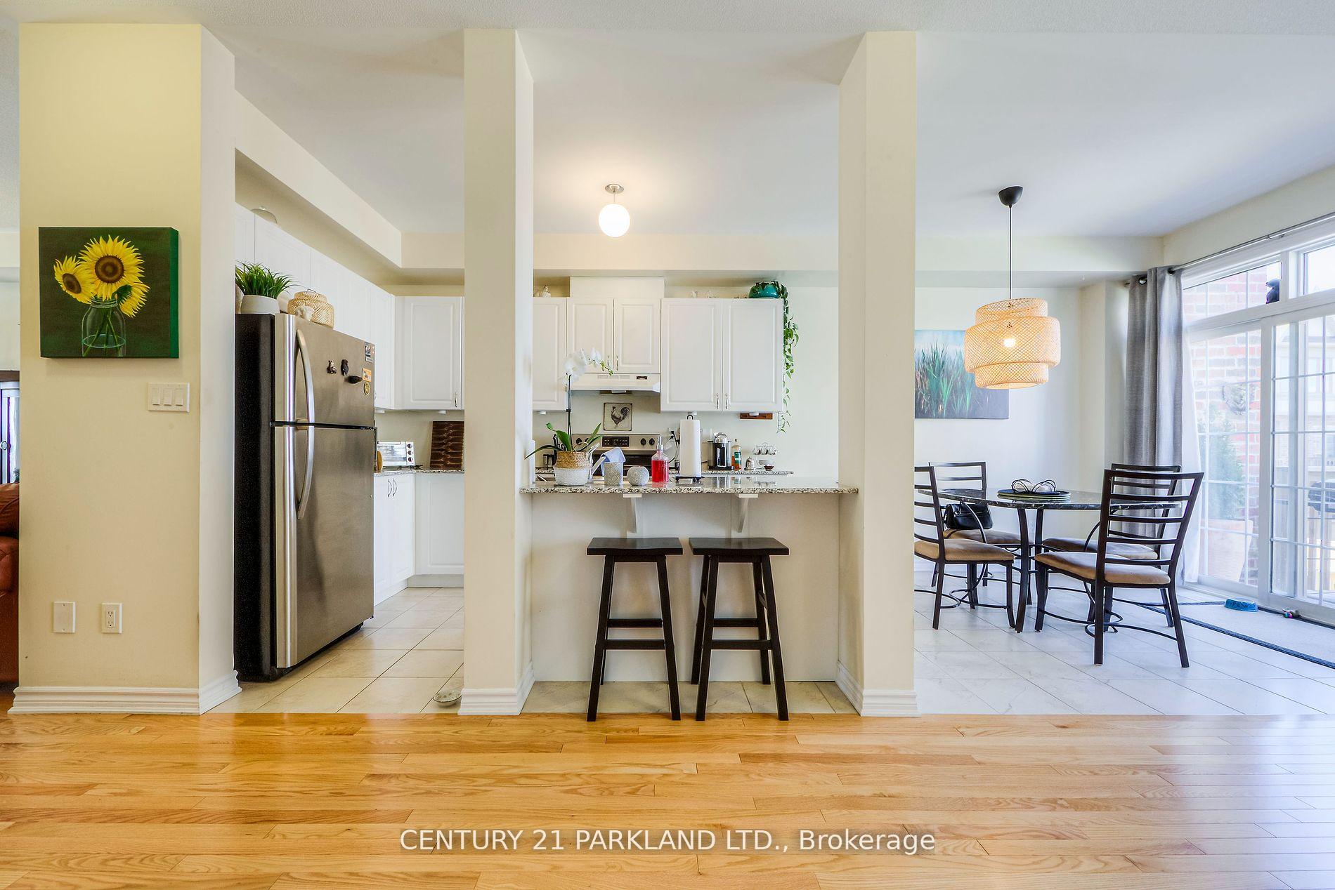 Photo 10 of 178 Farooq Boulevard, Vaughan, Vellore Village — HOMEH