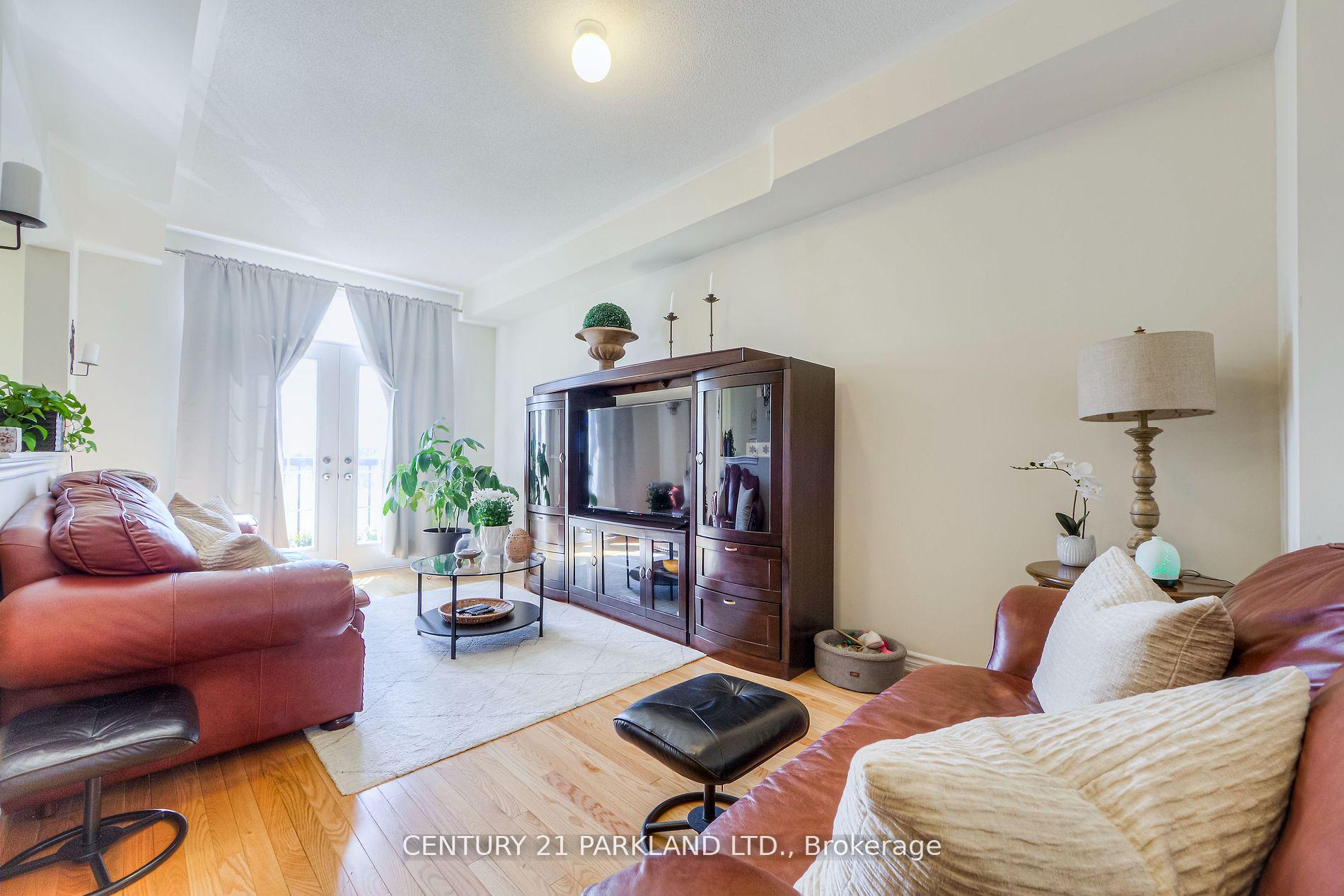 Photo 21 of 178 Farooq Boulevard, Vaughan, Vellore Village — HOMEH