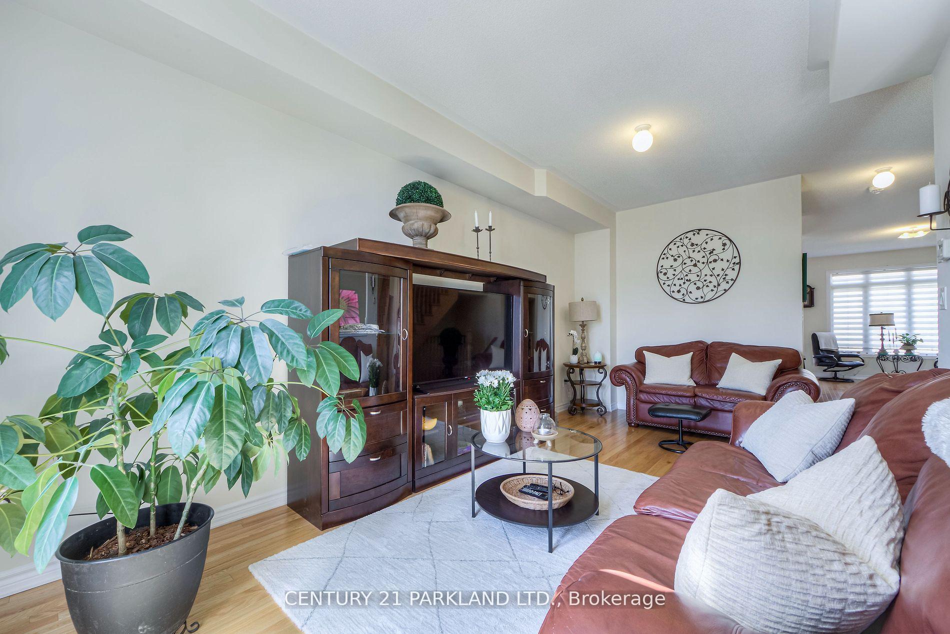Photo 25 of 178 Farooq Boulevard, Vaughan, Vellore Village — HOMEH