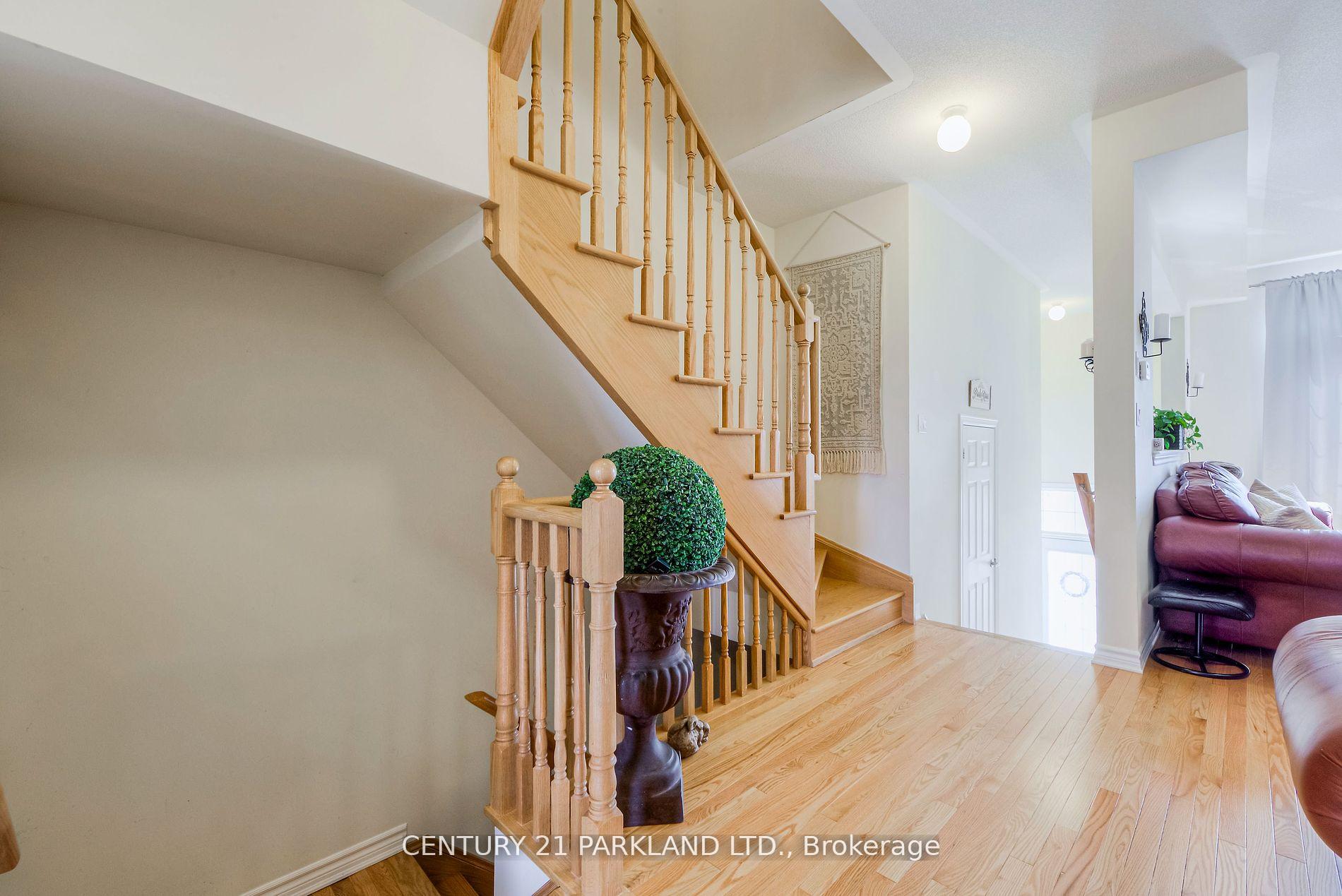 Photo 26 of 178 Farooq Boulevard, Vaughan, Vellore Village — HOMEH