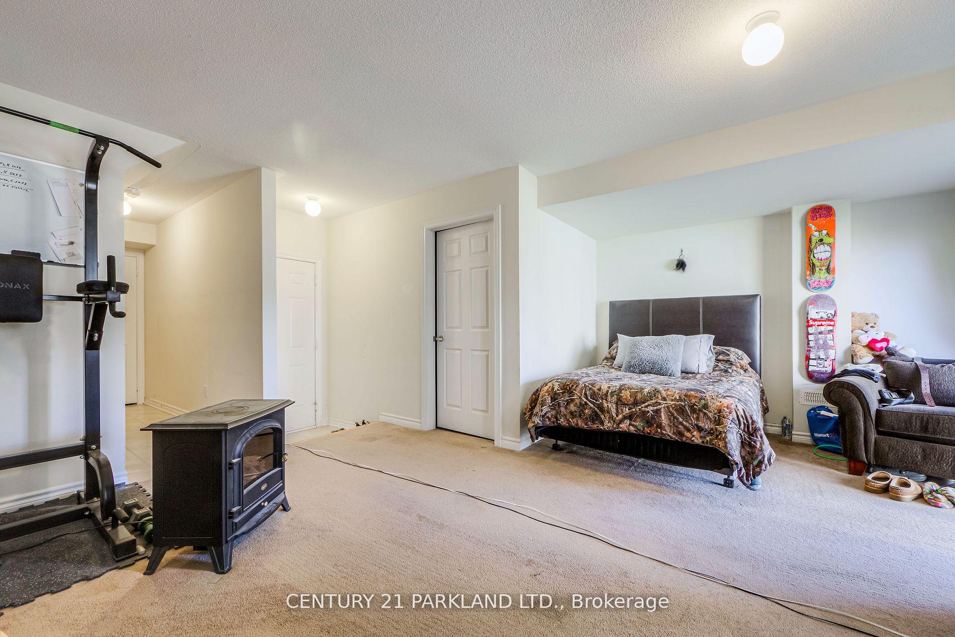 Photo 32 of 178 Farooq Boulevard, Vaughan, Vellore Village — HOMEH