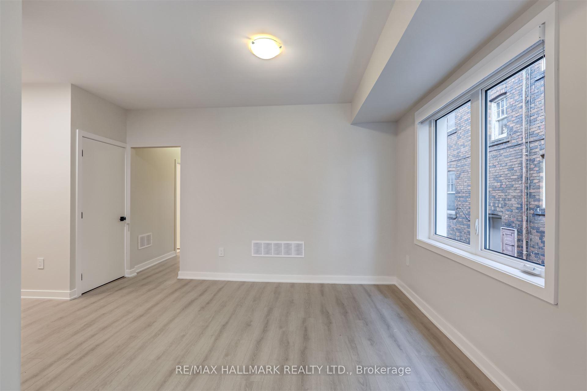Photo 11 of Unit Main, 979 Avenue Road, Toronto, Yonge-Eglinton — HOMEH