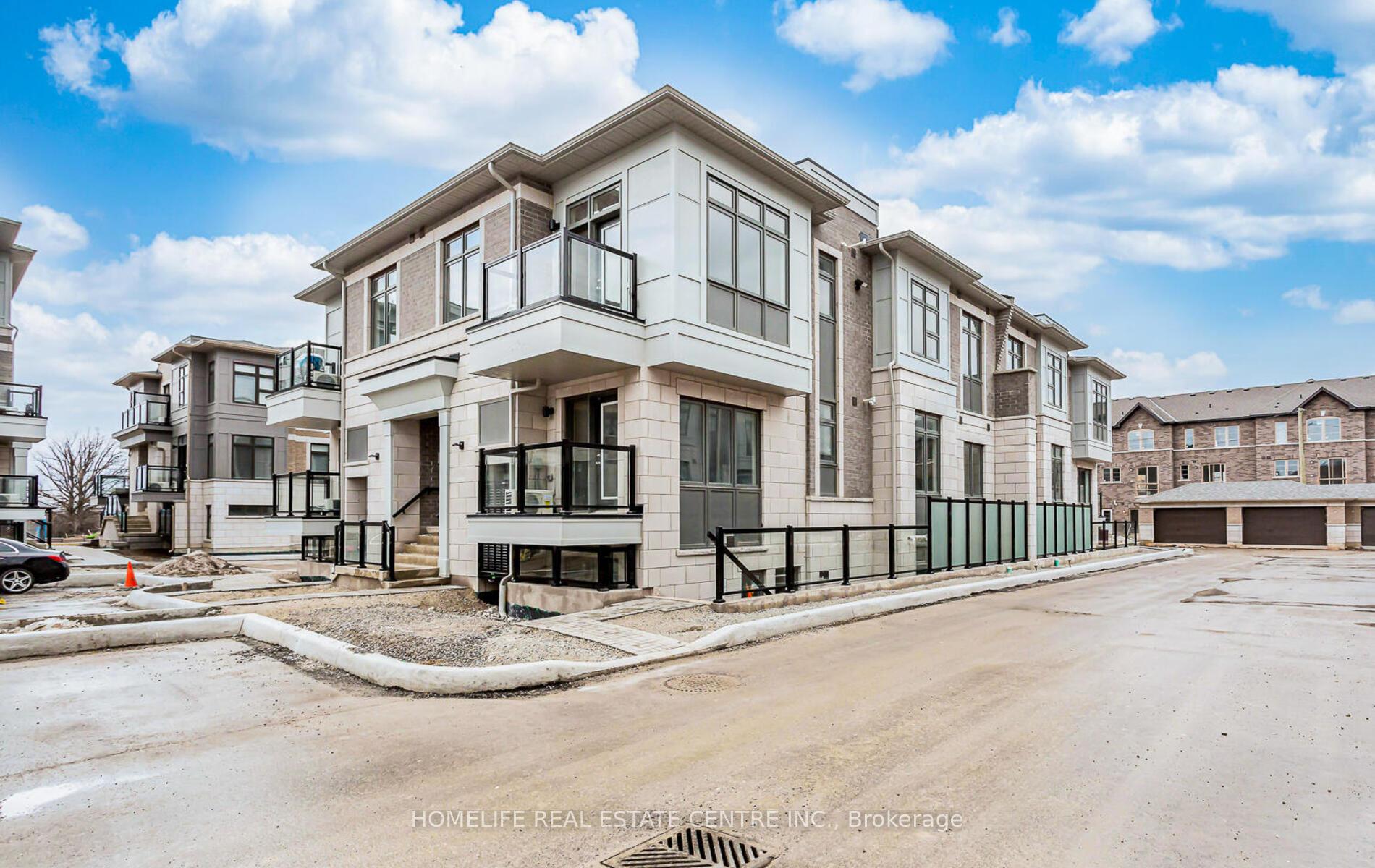 Front of Unit 604, 50 Haliford Place