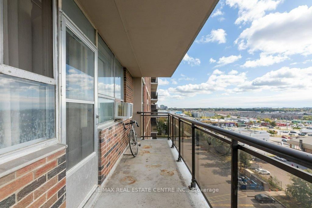 Photo 28 of Unit 912, 1950 Kennedy Road, Scarborough, Dorset Park — HOMEH