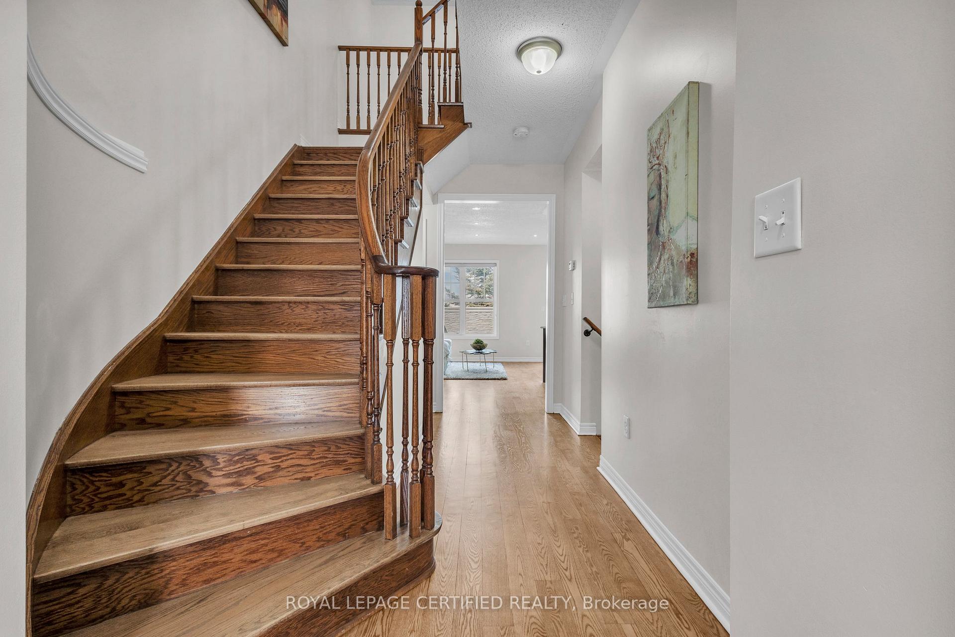 Photo 9 of 66 Goodsway Trail, Brampton, Northwest Brampton — HOMEH