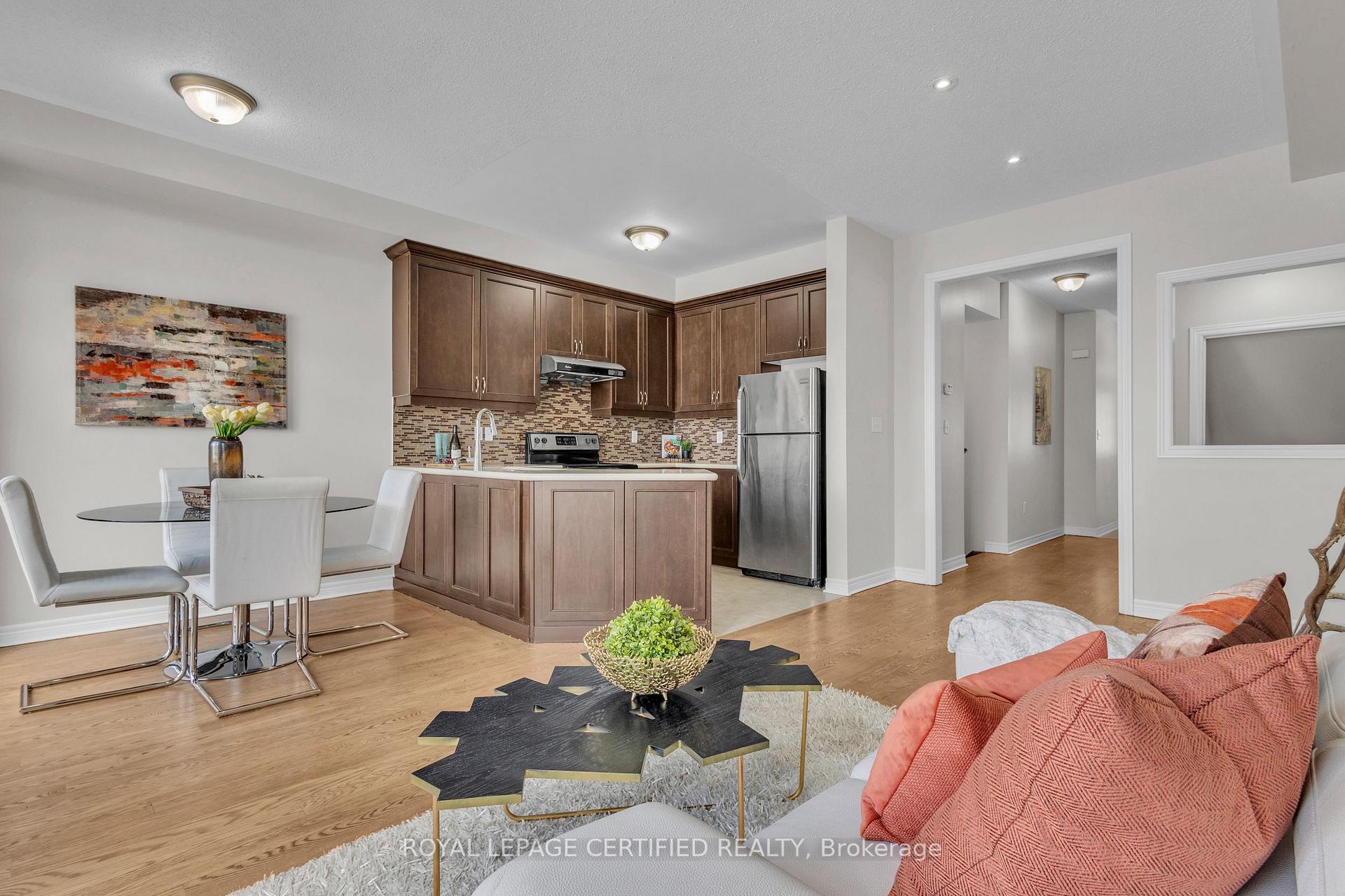 Photo 20 of 66 Goodsway Trail, Brampton, Northwest Brampton — HOMEH