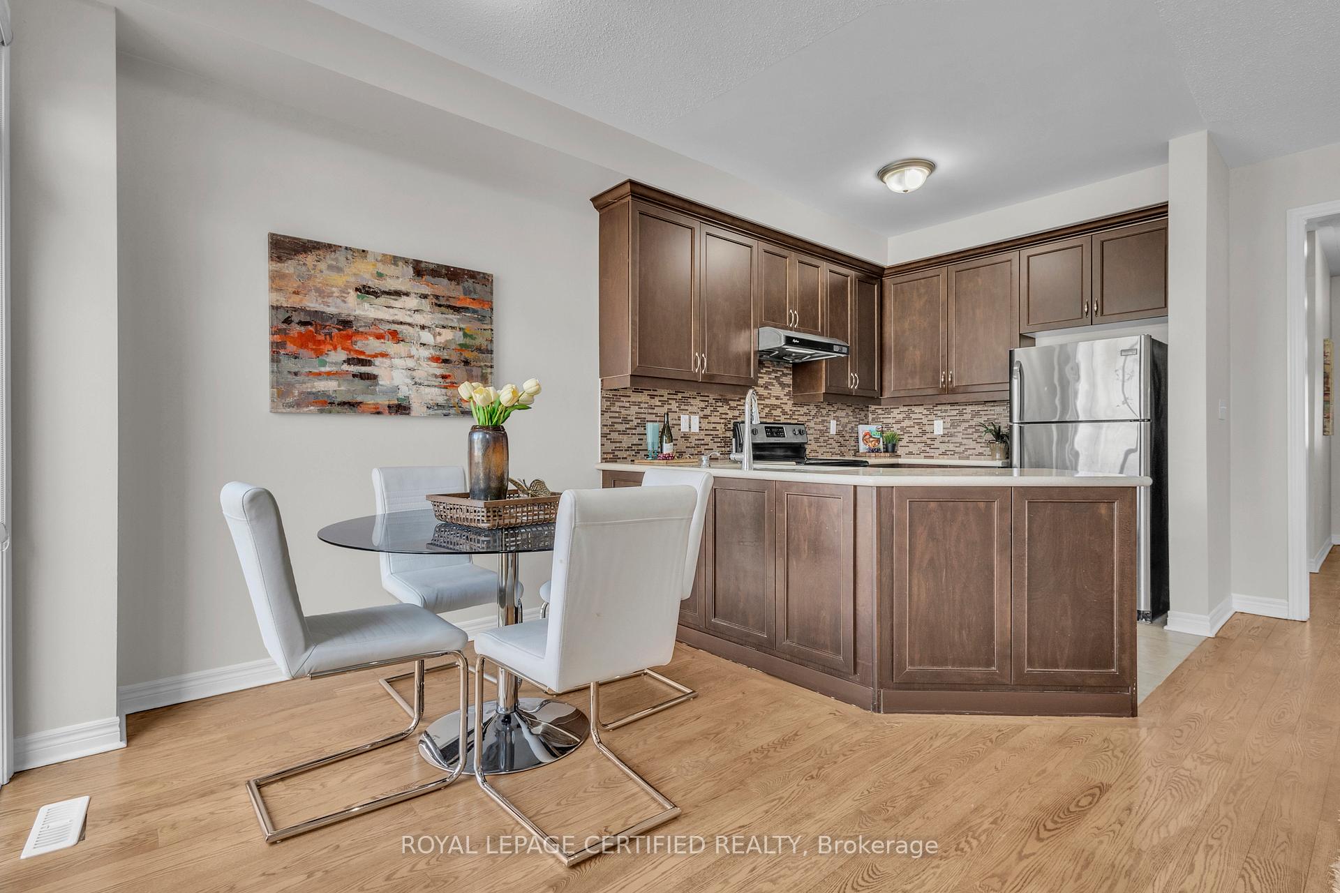 Photo 11 of 66 Goodsway Trail, Brampton, Northwest Brampton — HOMEH