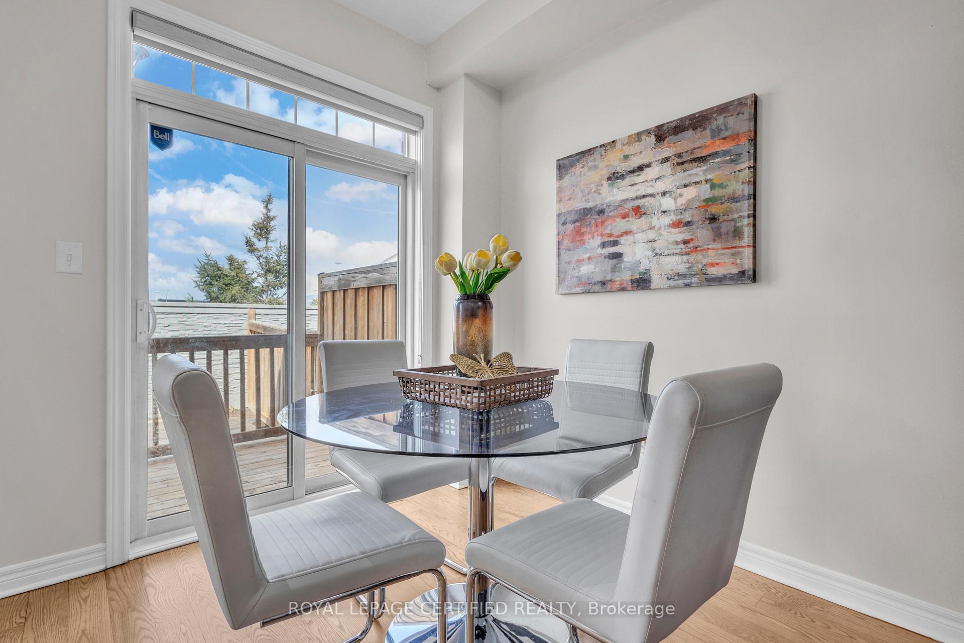 Photo 13 of 66 Goodsway Trail, Brampton, Northwest Brampton — HOMEH