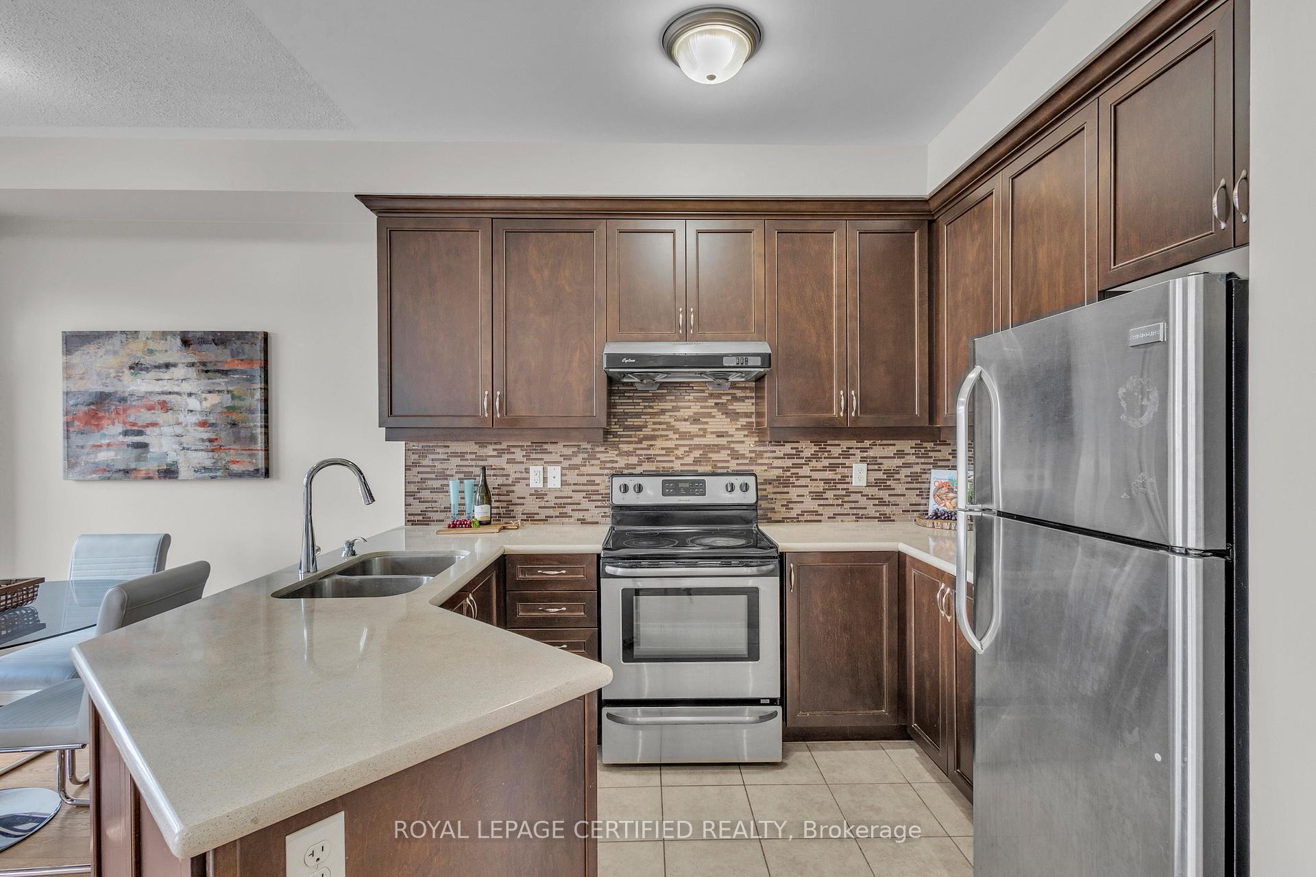 Photo 12 of 66 Goodsway Trail, Brampton, Northwest Brampton — HOMEH