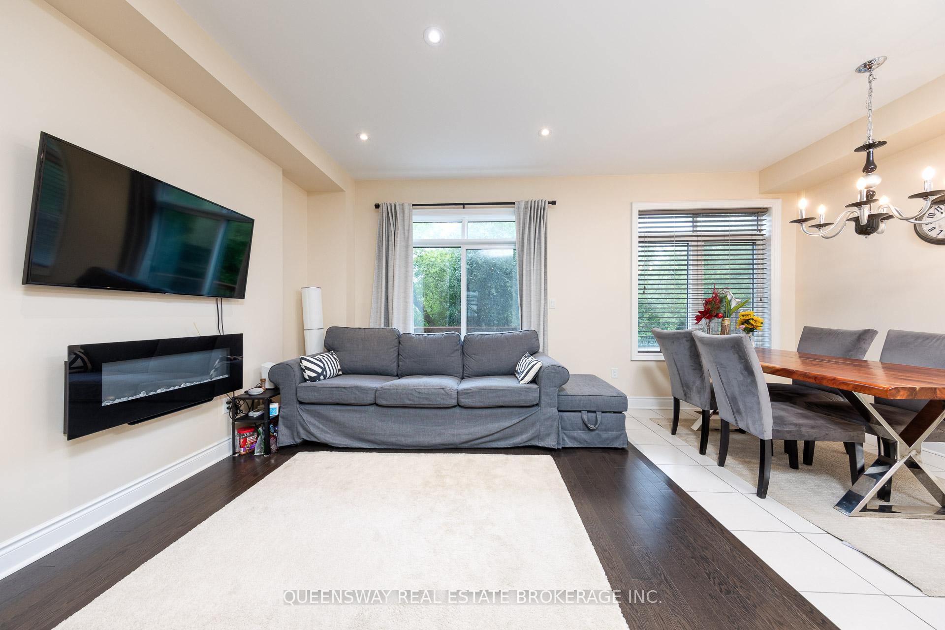 Photo 23 of 30 Ingleside Street, Vaughan, East Woodbridge — HOMEH