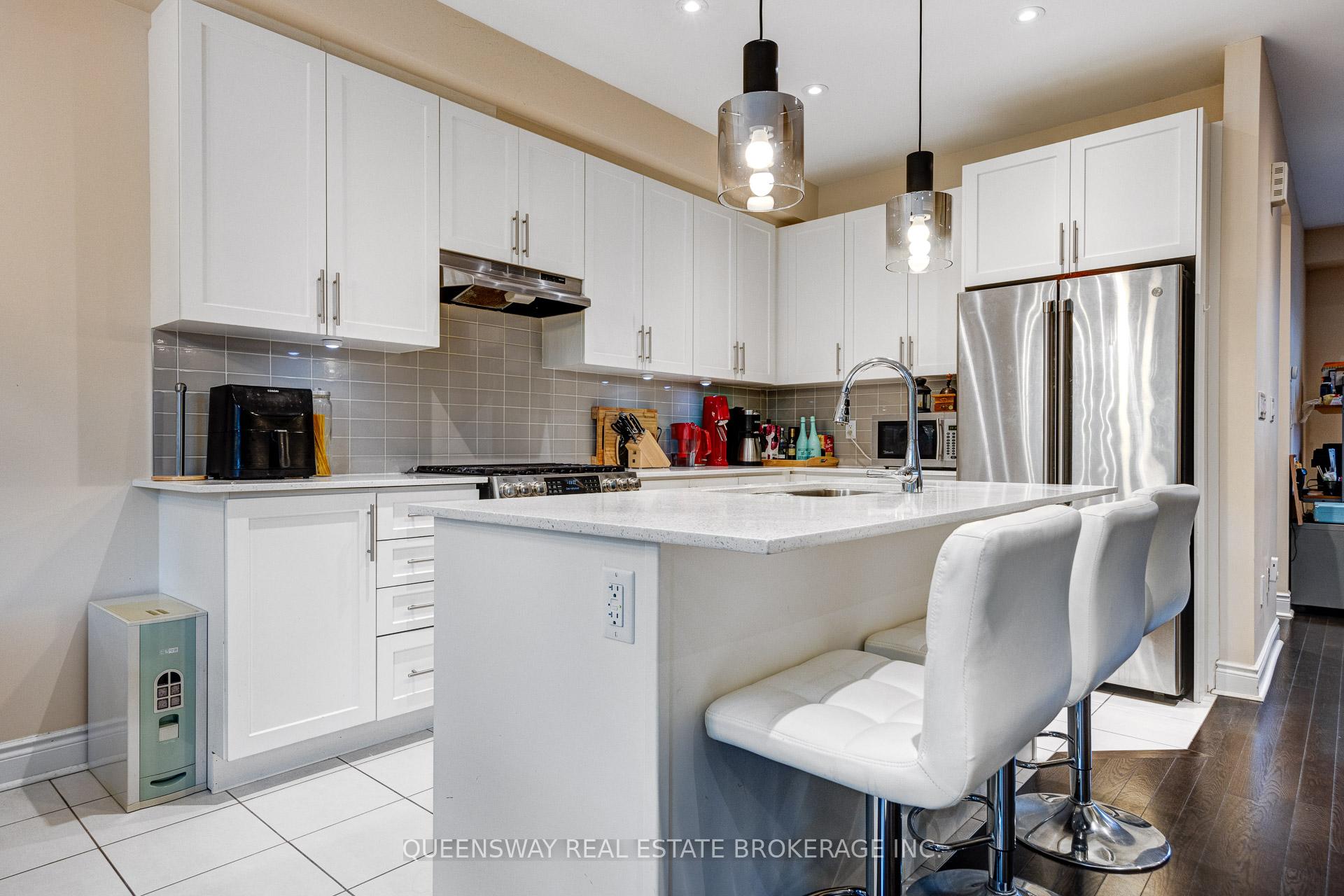 Photo 17 of 30 Ingleside Street, Vaughan, East Woodbridge — HOMEH