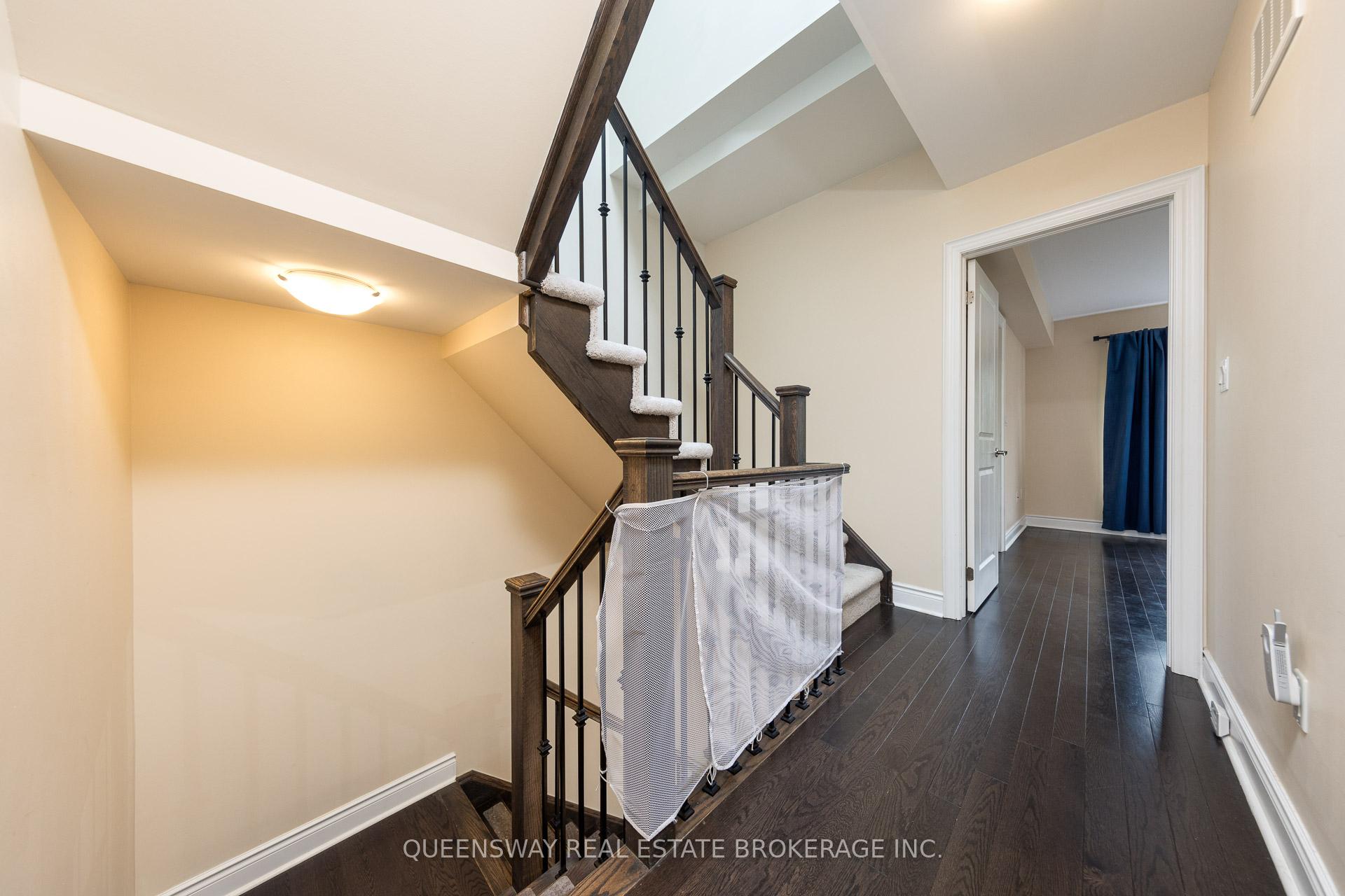Photo 20 of 30 Ingleside Street, Vaughan, East Woodbridge — HOMEH