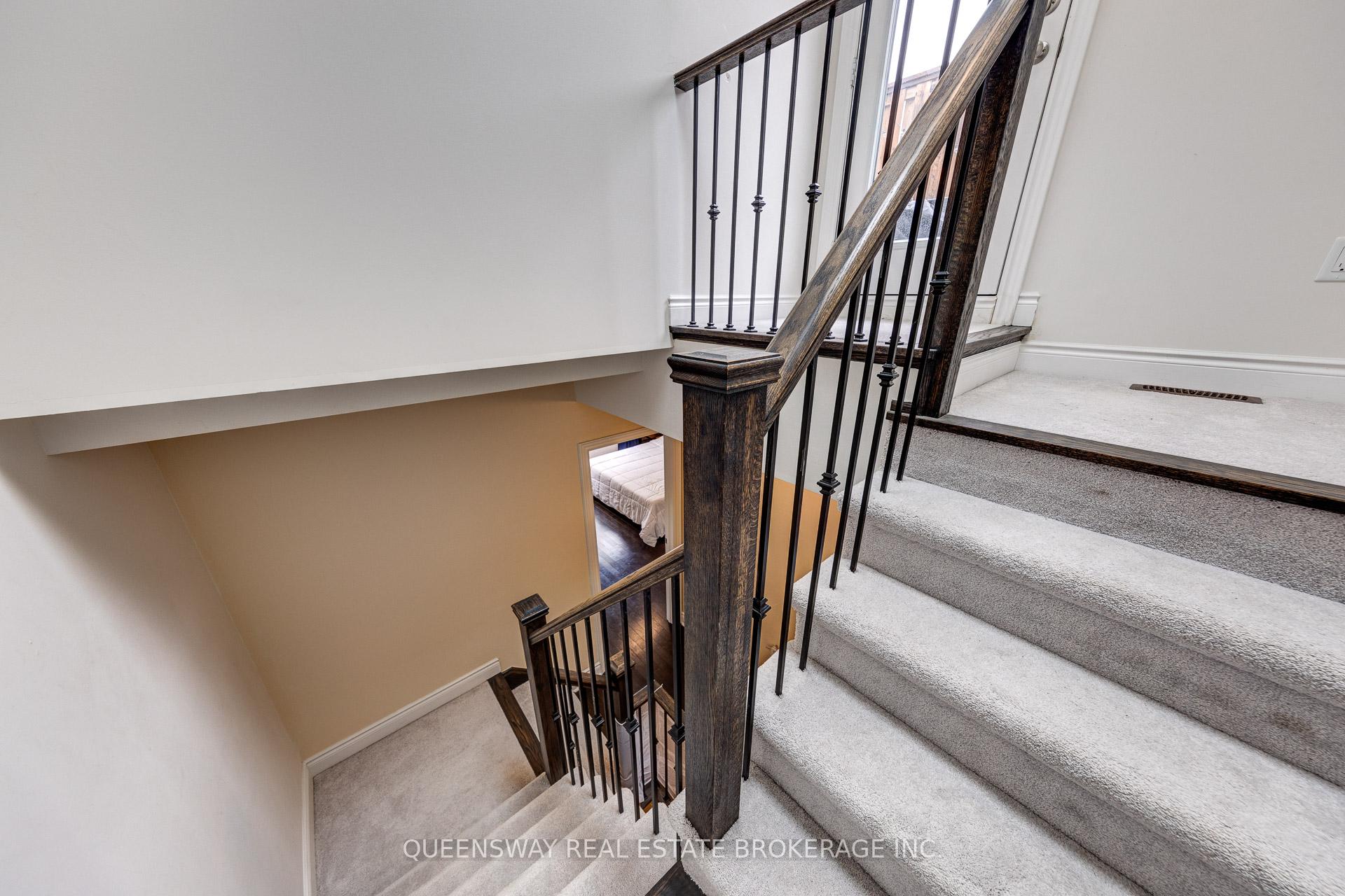 Photo 39 of 30 Ingleside Street, Vaughan, East Woodbridge — HOMEH