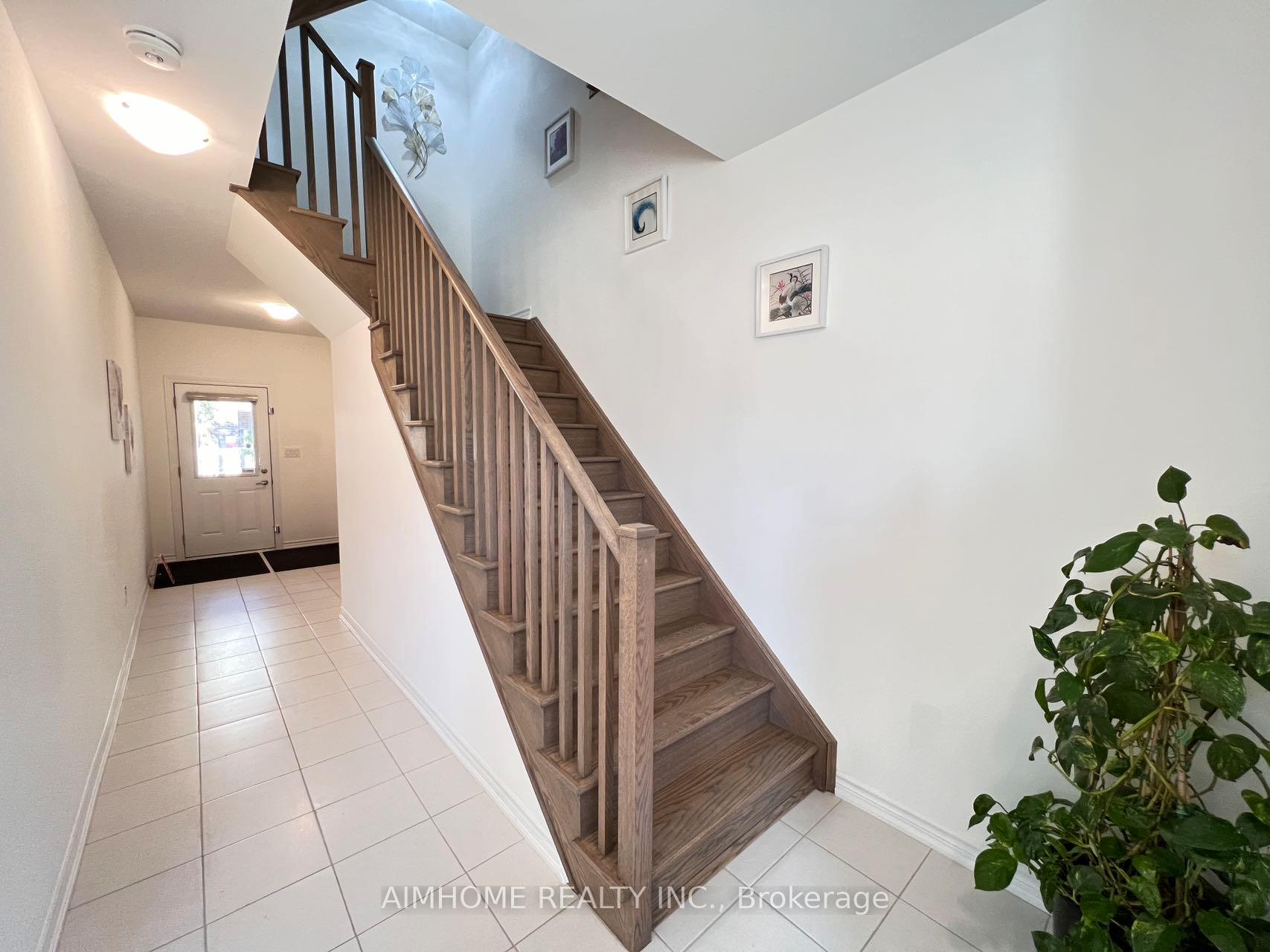 Photo 9 of 86 Massachusetts Lane S, Markham, Wismer — HOMEH