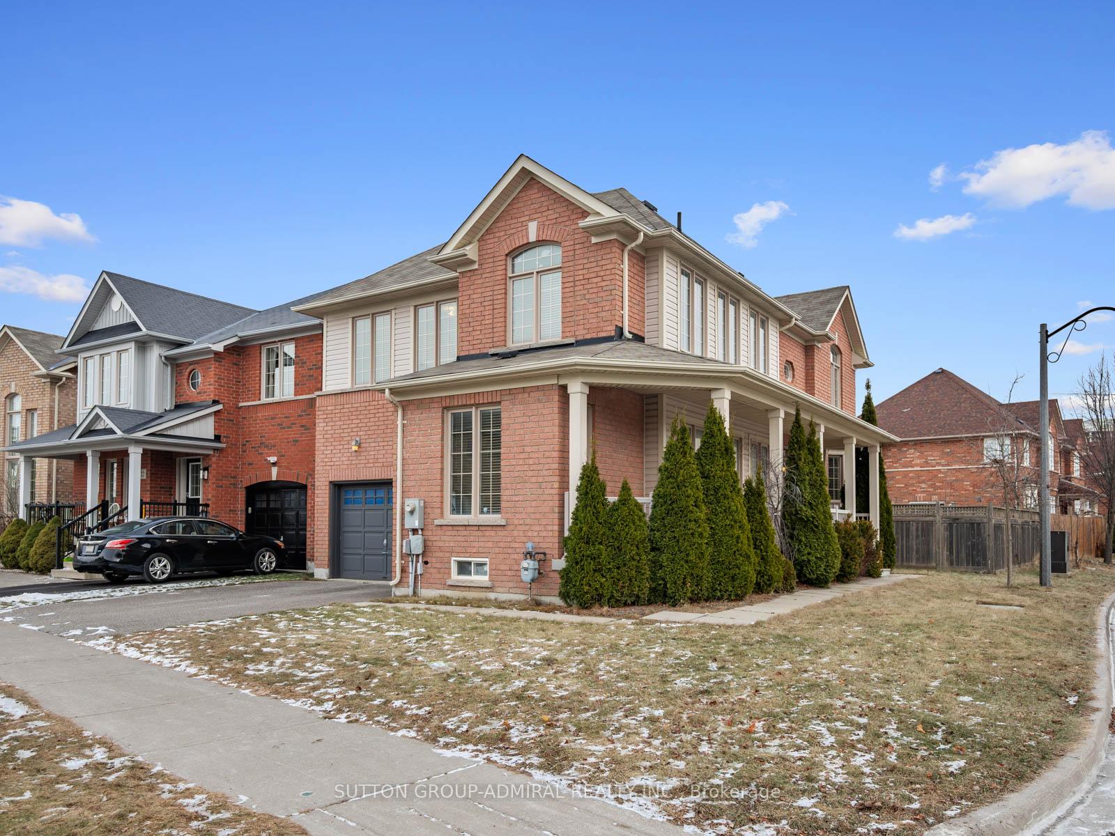 Photo 4 of 124 Evershot Crescent, Markham, Wismer — HOMEH