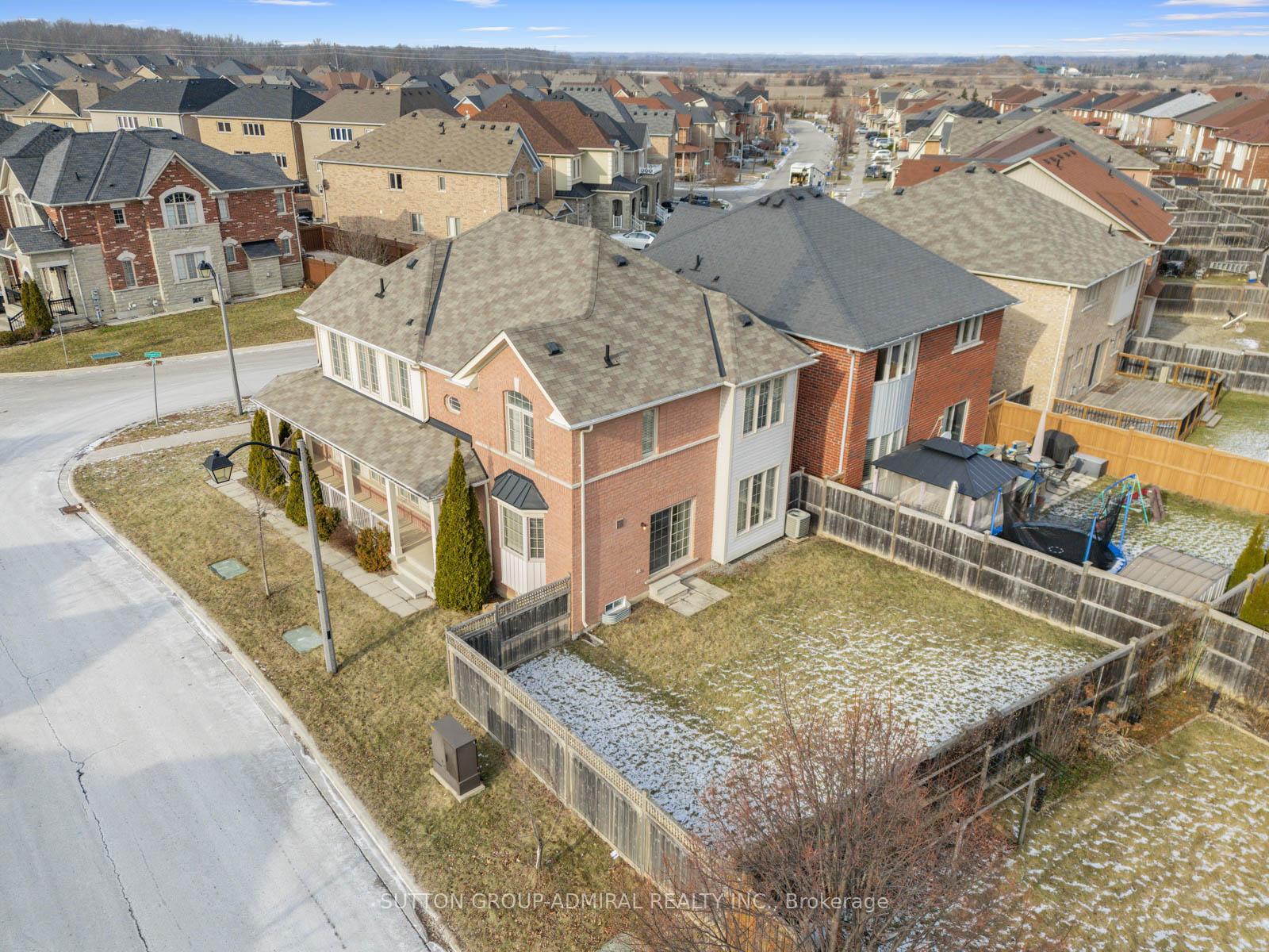 Photo 26 of 124 Evershot Crescent, Markham, Wismer — HOMEH