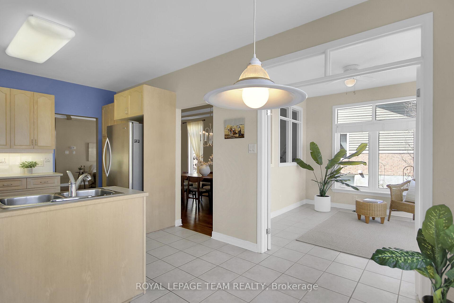 Photo 17 of 28 Sable Run Drive, Ottawa, Stittsville (Central) — HOMEH