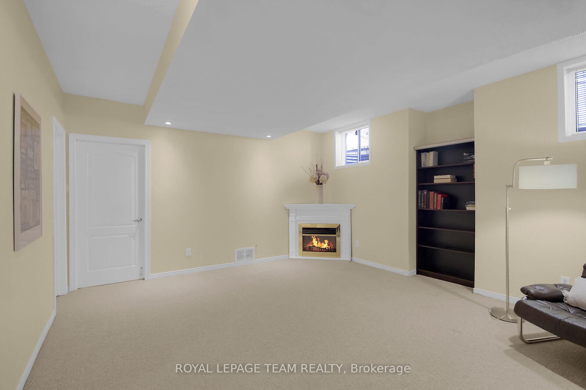 Photo 24 of 28 Sable Run Drive, Ottawa, Stittsville (Central) — HOMEH