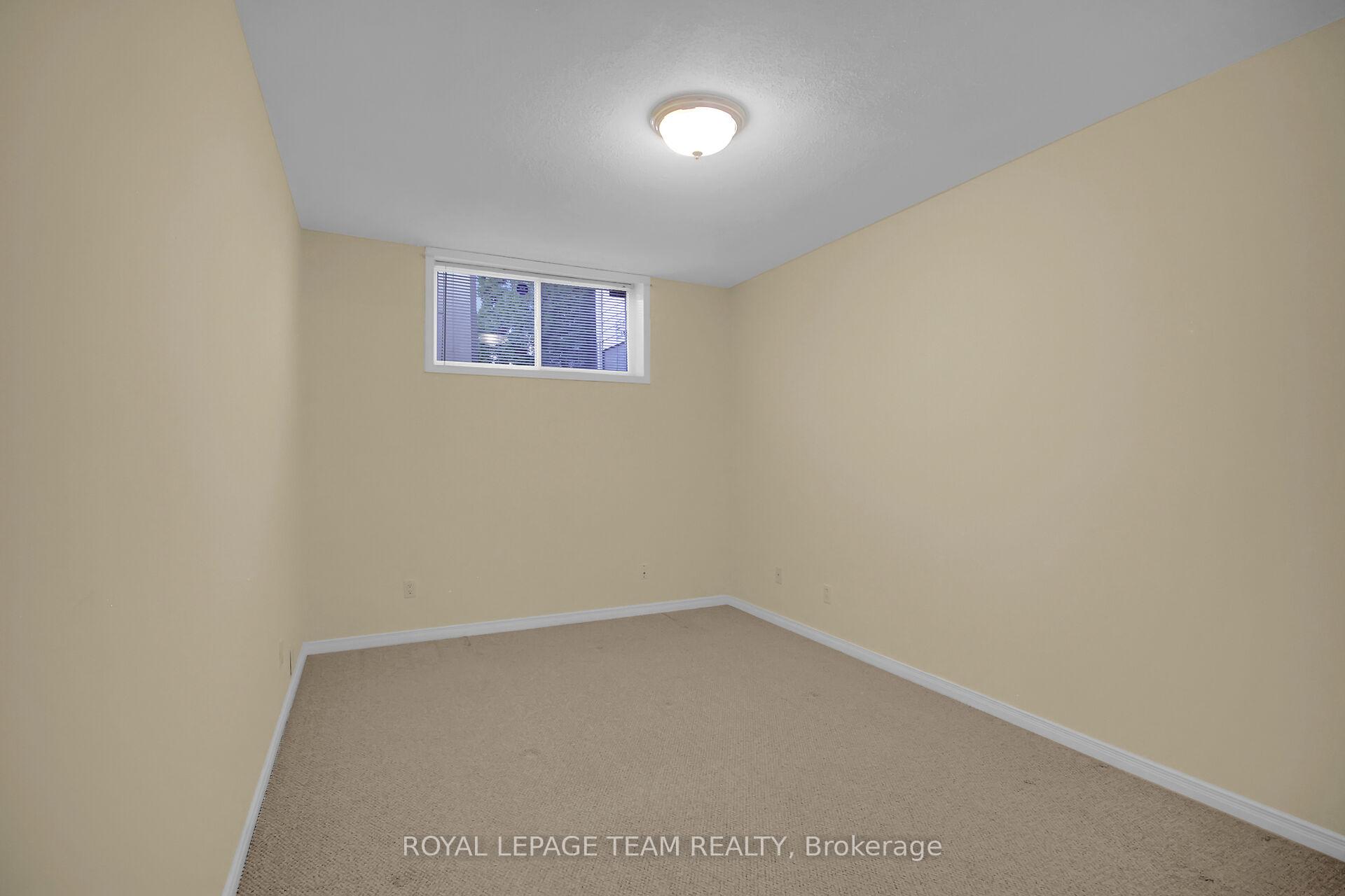 Photo 25 of 28 Sable Run Drive, Ottawa, Stittsville (Central) — HOMEH