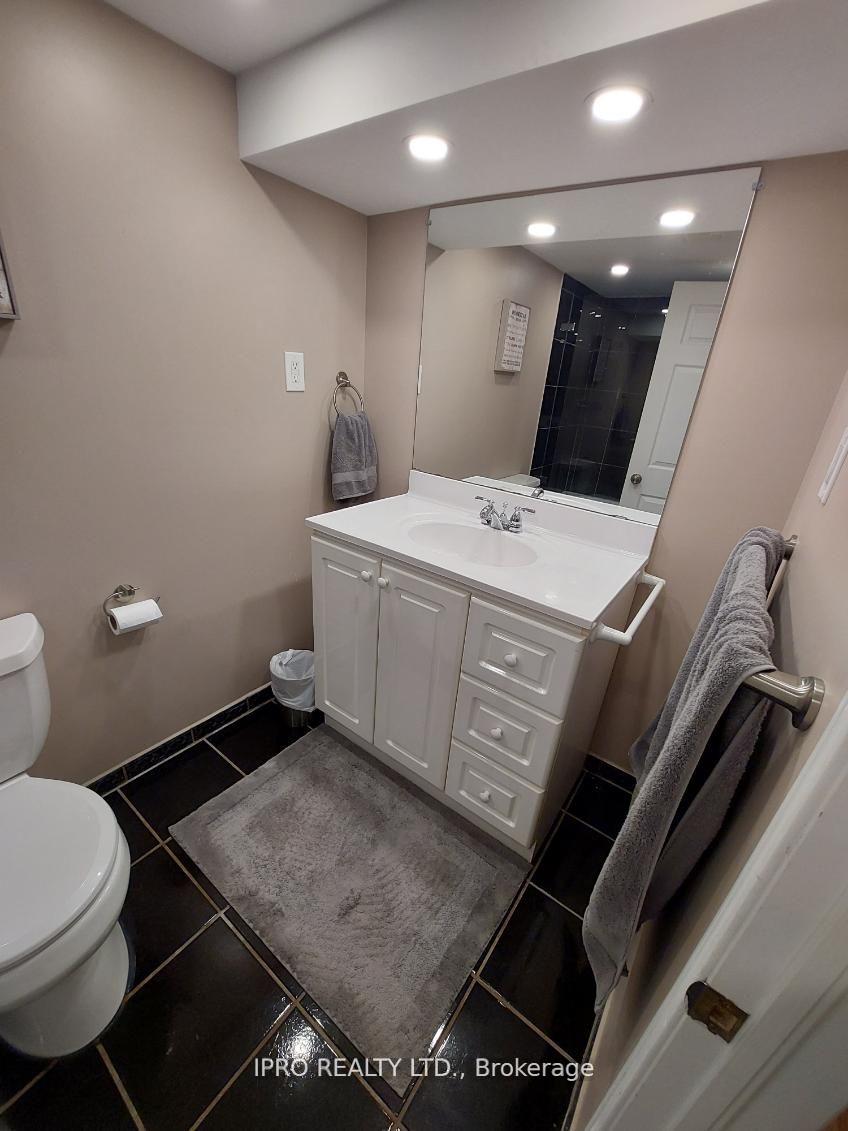 Photo 15 of Unit Bsmt, 16 Billingsgate Crescent, Ajax, South East — HOMEH