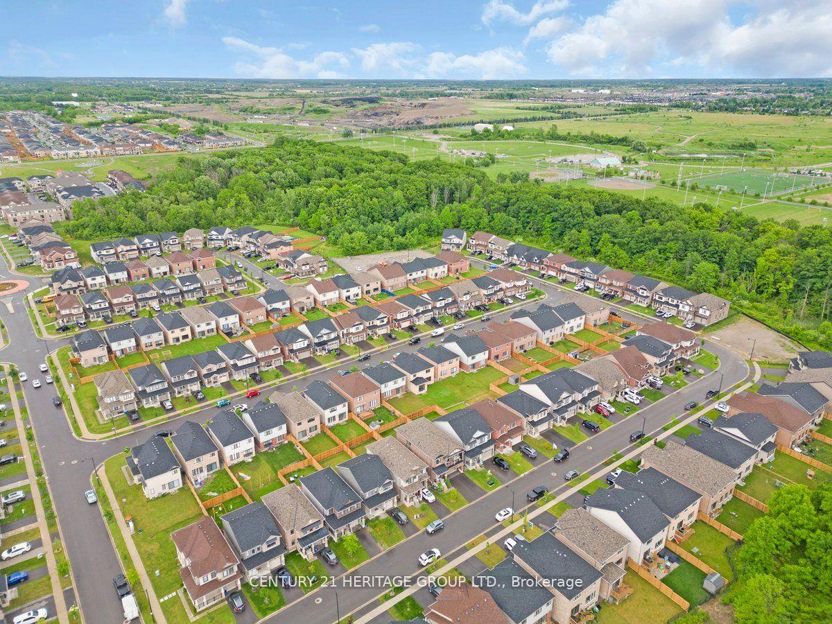 Photo 38 of 157 Cactus Crescent, Hamilton, Stoney Creek — HOMEH