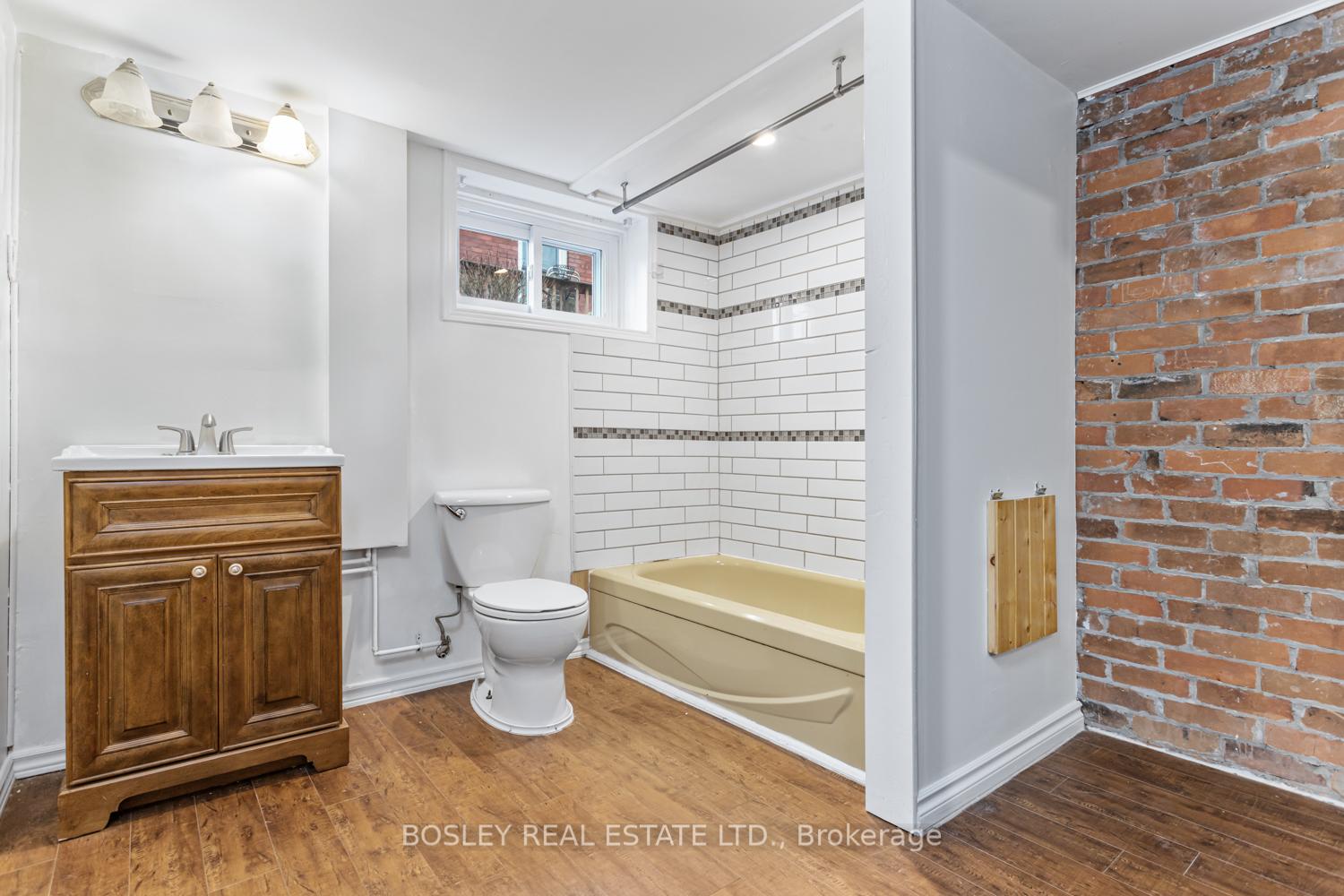 Photo 19 of 125 University Avenue W, Cobourg — HOMEH