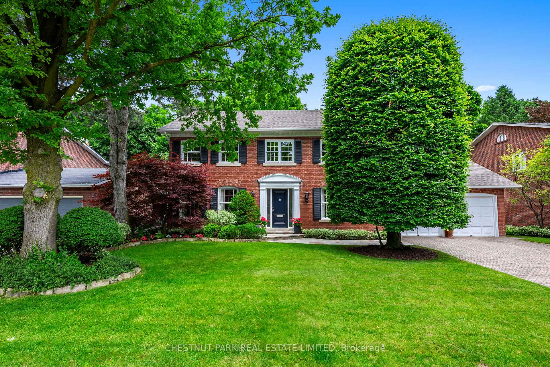 Photo 1 of 24 McGlashan Court, Toronto, Bedford Park-Nortown — HOMEH