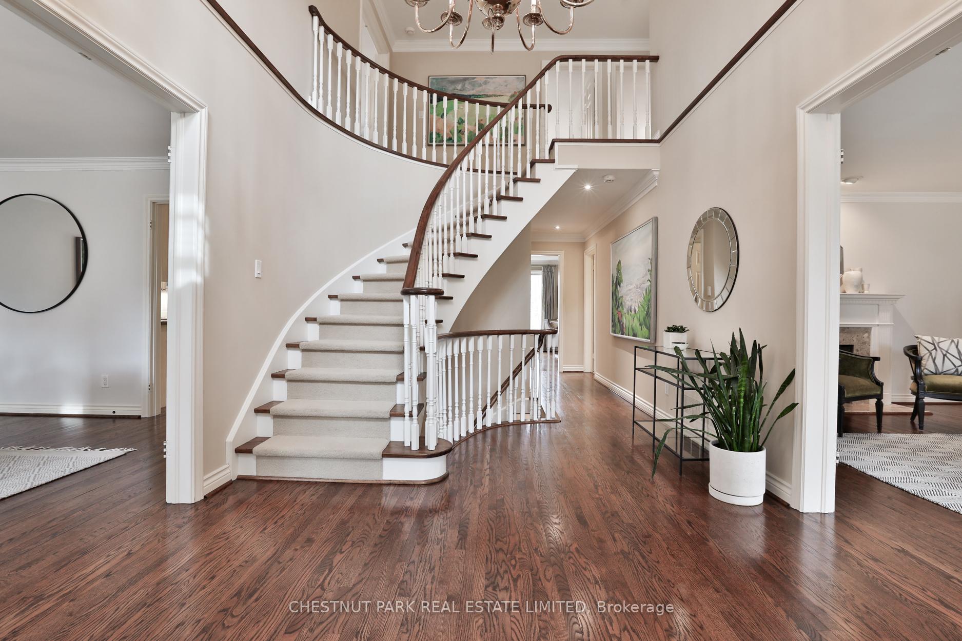 Photo 7 of 24 McGlashan Court, Toronto, Bedford Park-Nortown — HOMEH