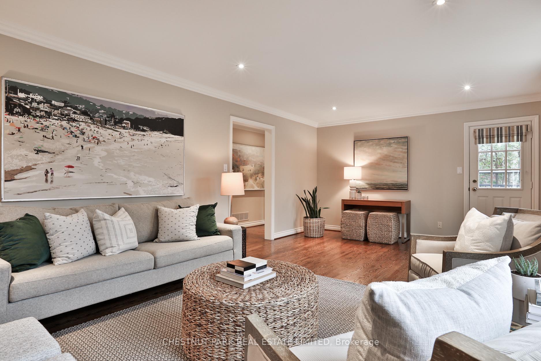 Photo 22 of 24 McGlashan Court, Toronto, Bedford Park-Nortown — HOMEH