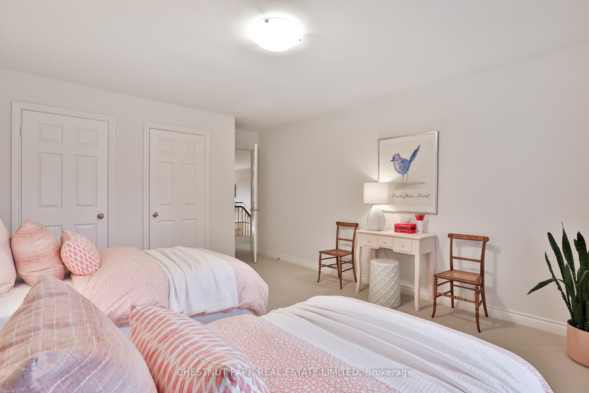 Photo 6 of 24 McGlashan Court, Toronto, Bedford Park-Nortown — HOMEH