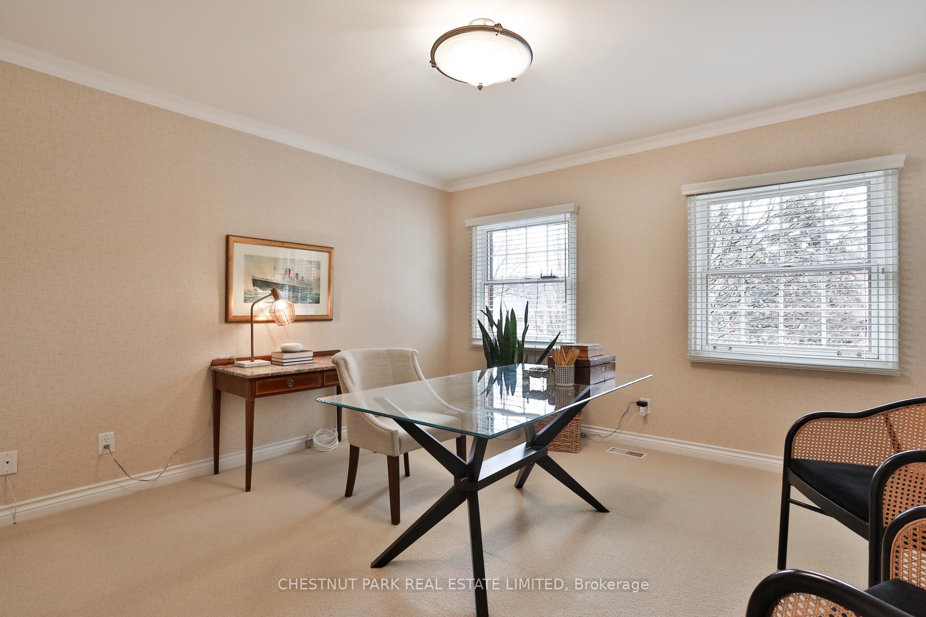 Photo 10 of 24 McGlashan Court, Toronto, Bedford Park-Nortown — HOMEH