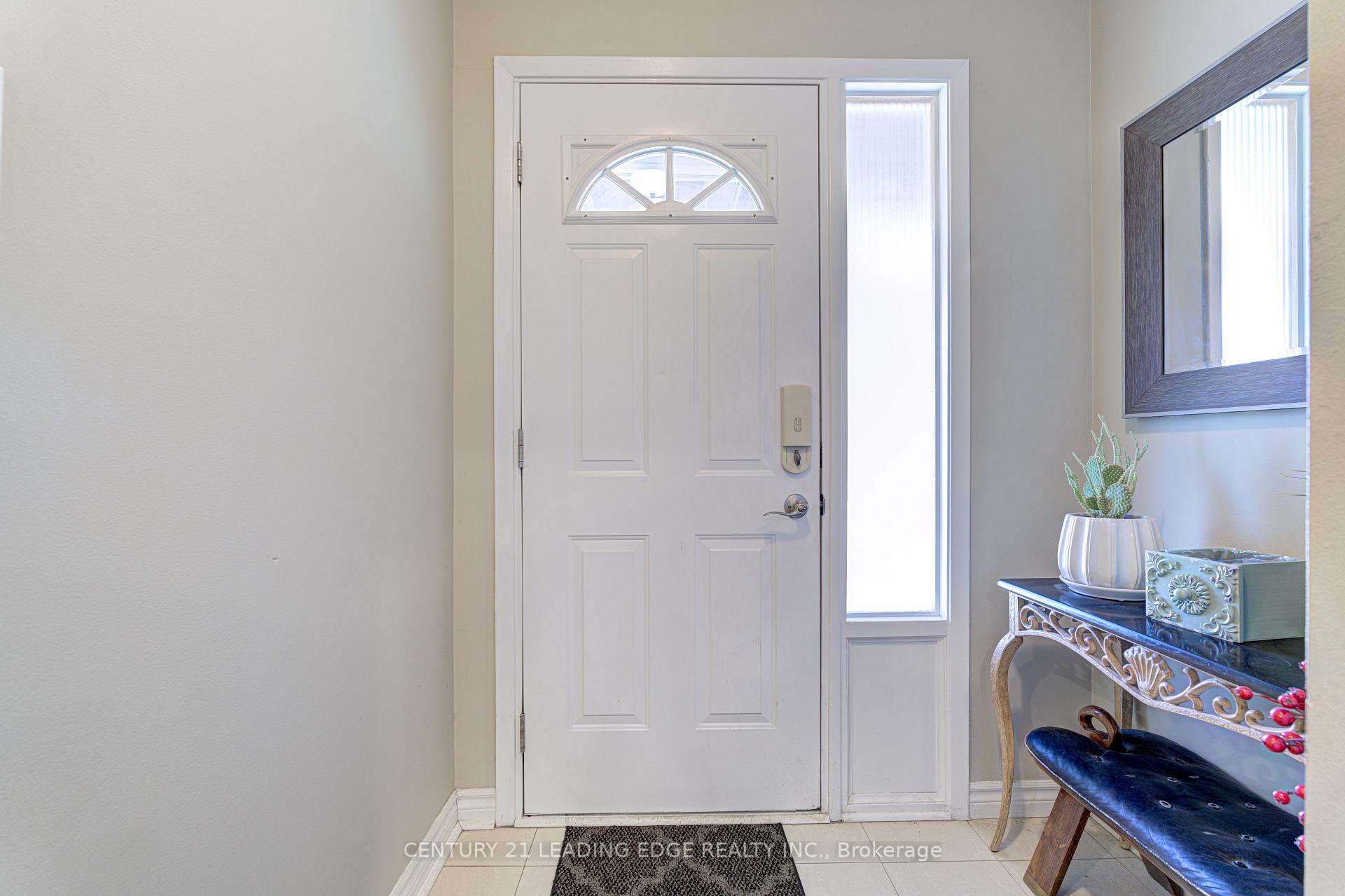 Photo 6 of 645 Balmoral Drive, Brampton, Southgate — HOMEH