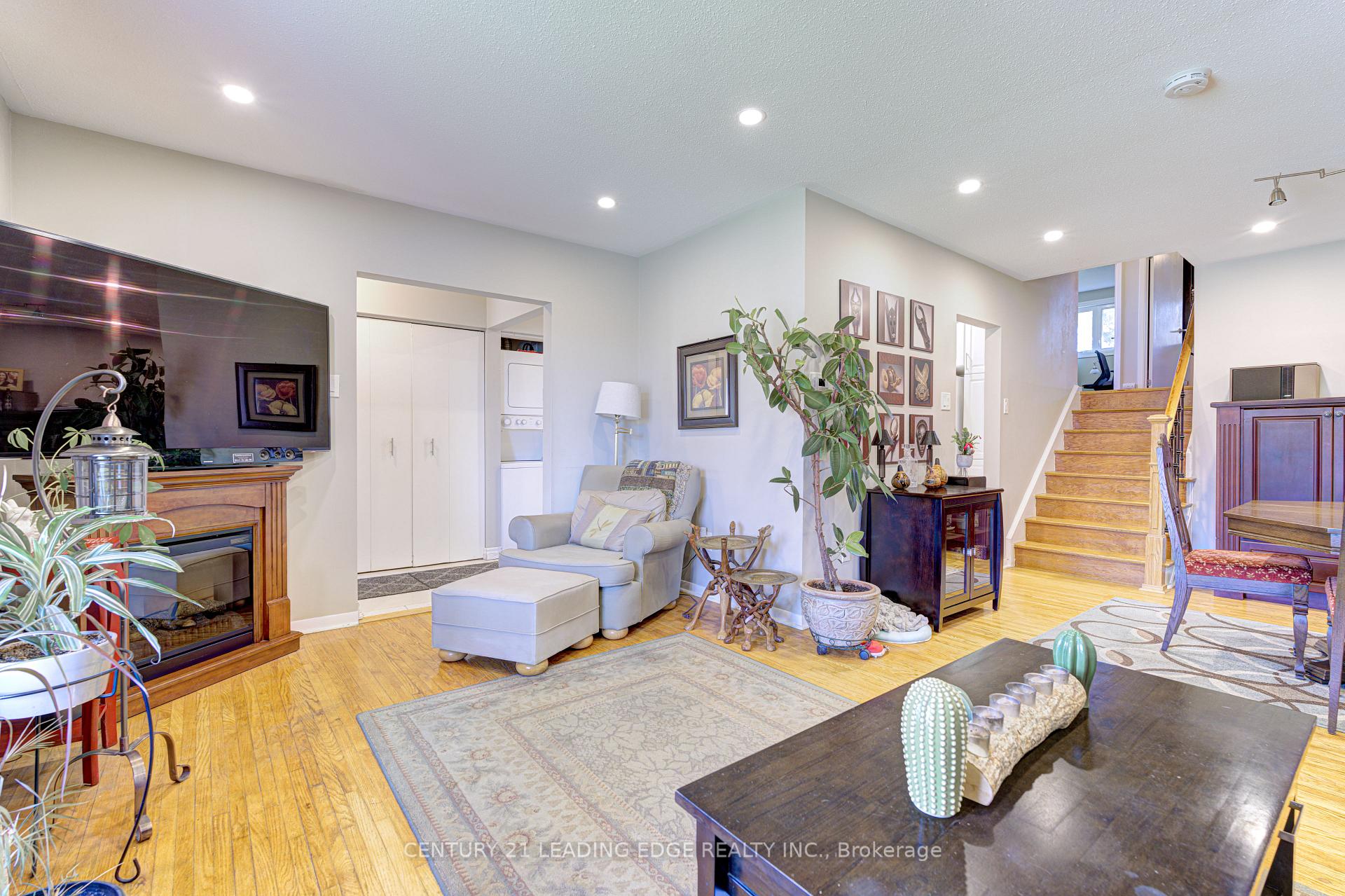 Photo 17 of 645 Balmoral Drive, Brampton, Southgate — HOMEH