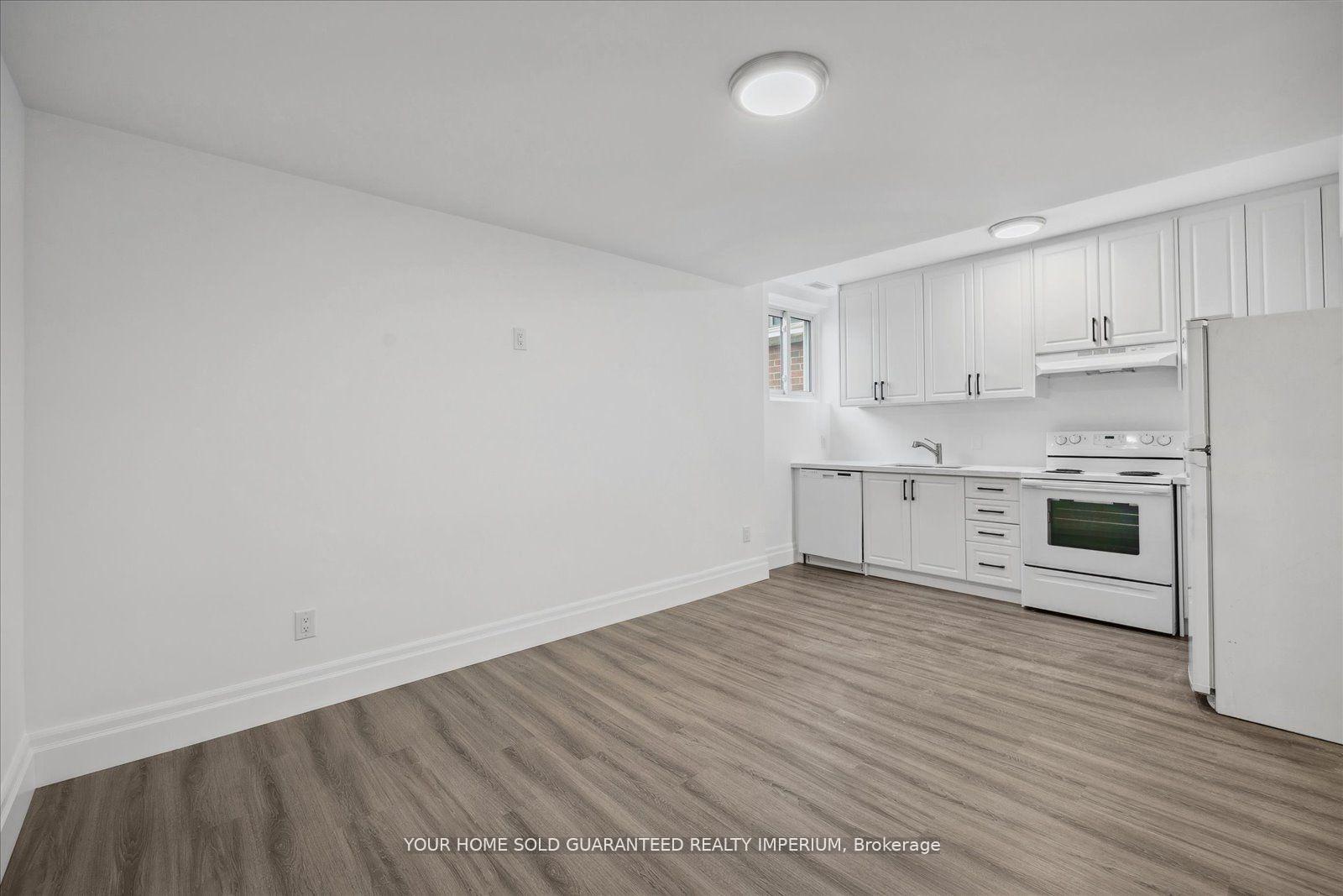 Photo 2 of Unit 2, 84 Taunton Road W, Oshawa, Samac — HOMEH