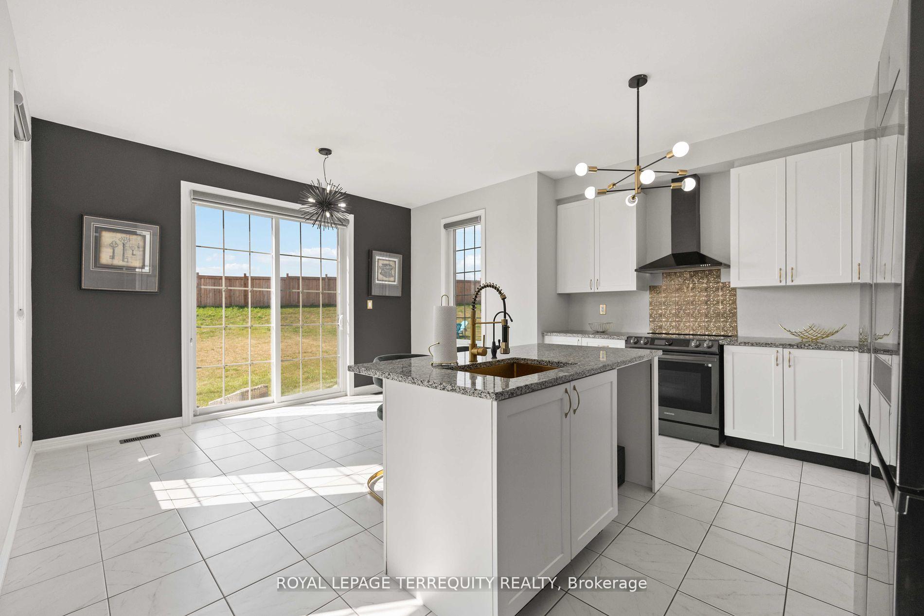 Photo 36 of 316 Windfields Farm Drive W, Oshawa, Windfields — HOMEH