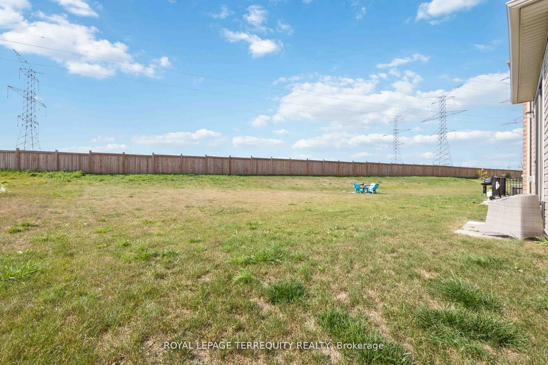 Photo 34 of 316 Windfields Farm Drive W, Oshawa, Windfields — HOMEH