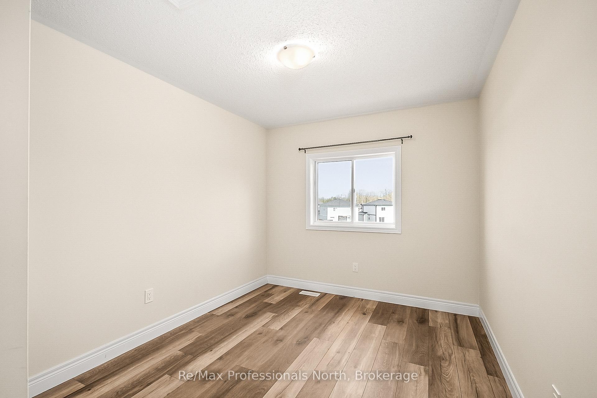 Photo 13 of 290 Daffodil Court, Gravenhurst, Muskoka (S) — HOMEH