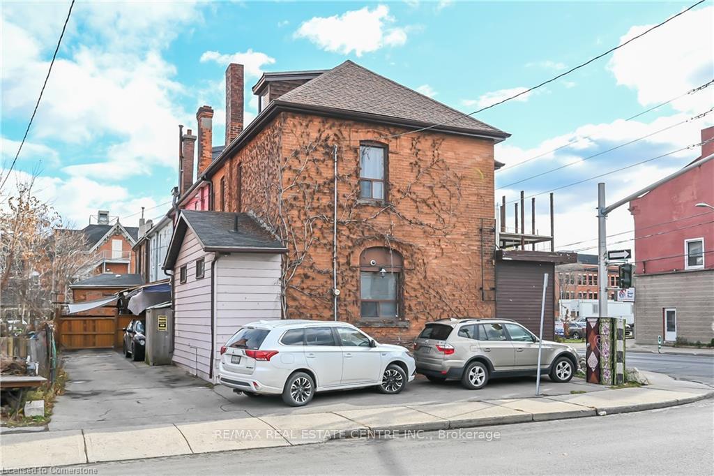 Photo 5 of 30 Cannon Street W, Hamilton, Central — HOMEH