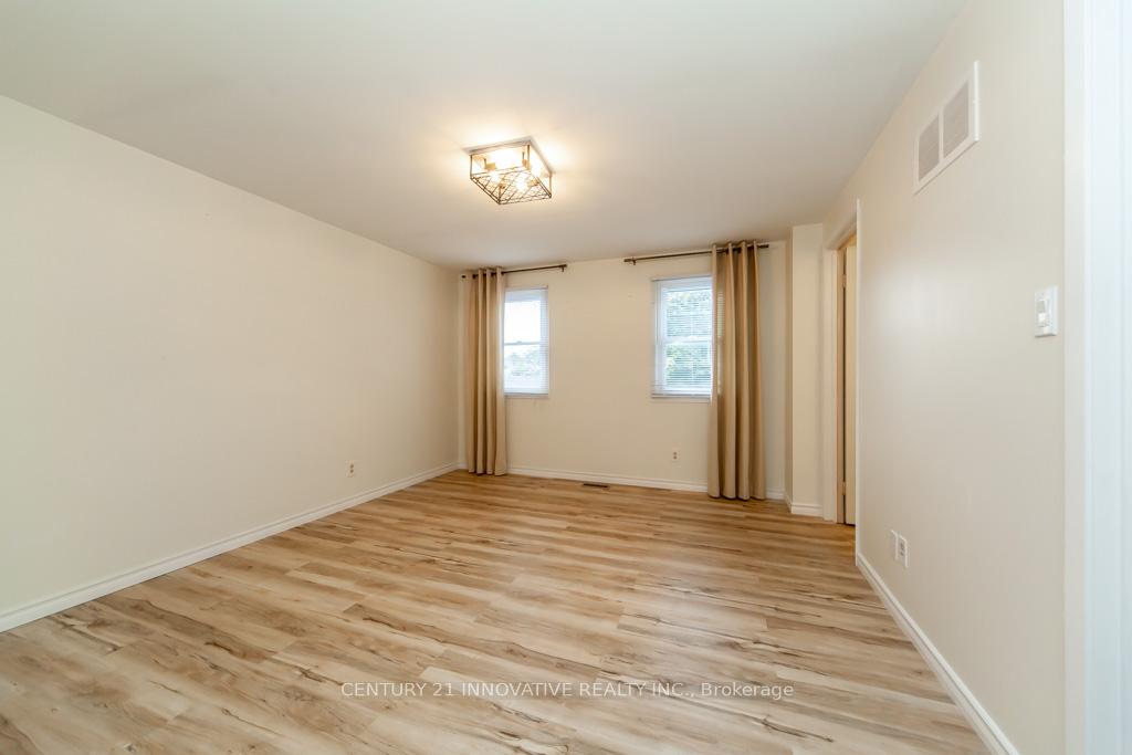 Photo 11 of 1 Prout Drive, Clarington, Bowmanville — HOMEH