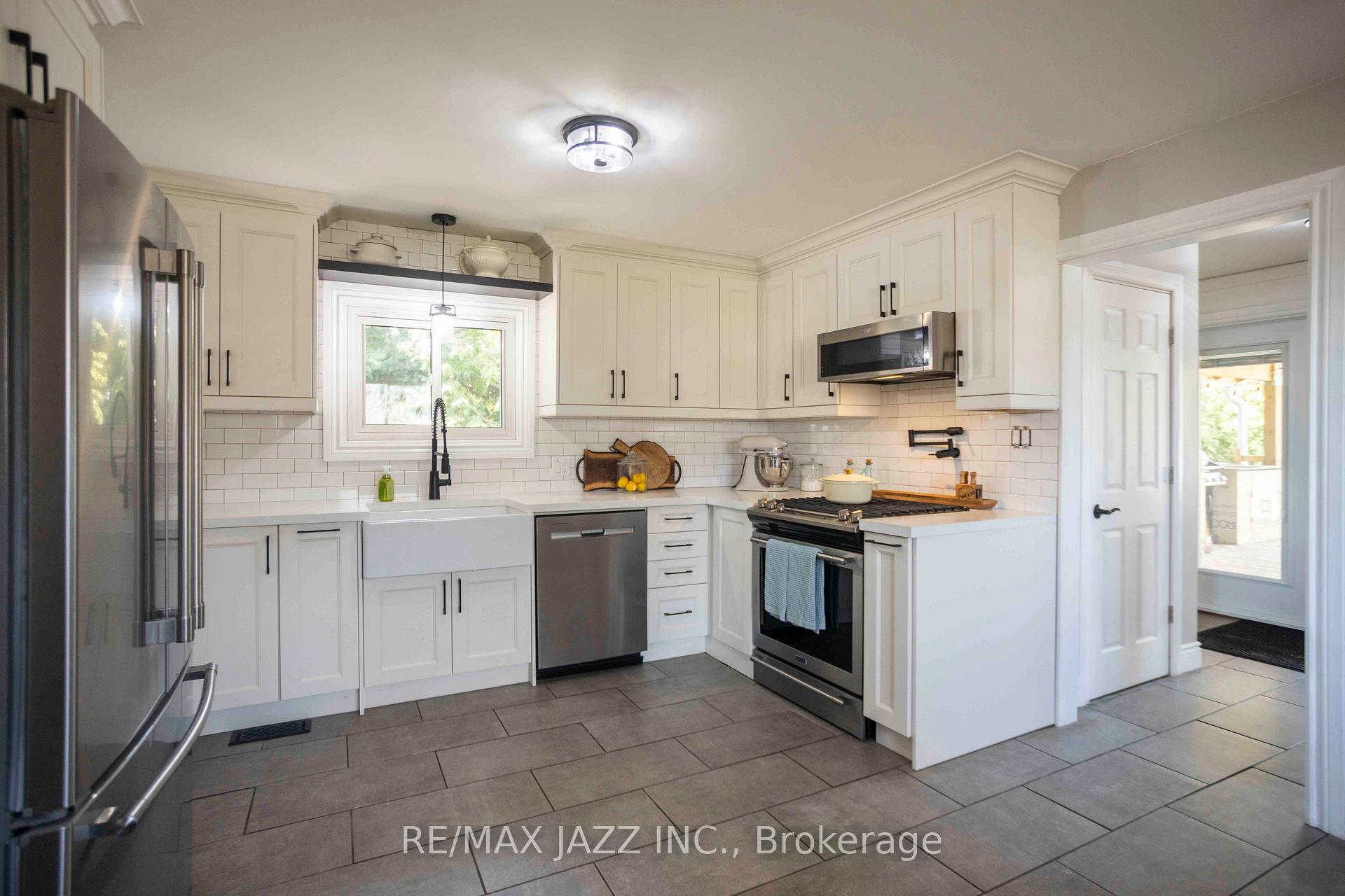 Photo 4 of 2494 Concession Rd 8, Clarington, Rural Clarington — HOMEH
