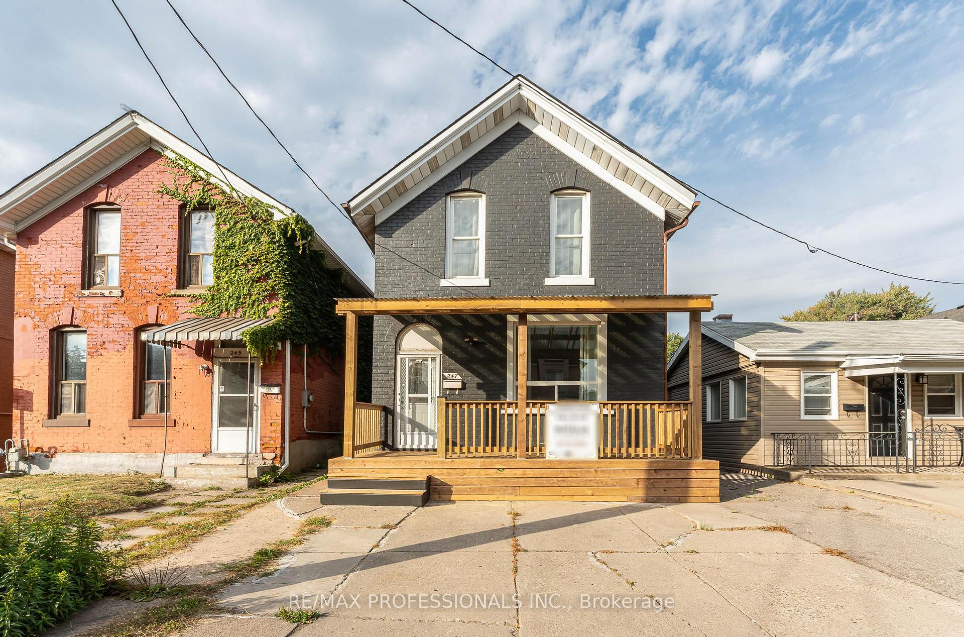 Front of 247 Robert Street