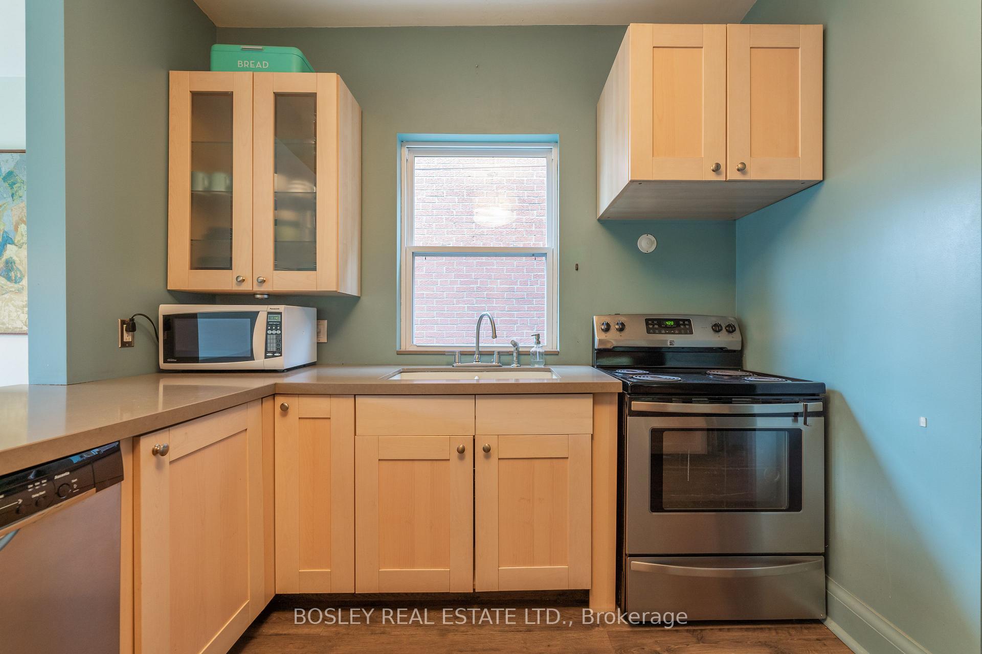 Photo 13 of 41 Winnifred Avenue, Toronto, South Riverdale — HOMEH