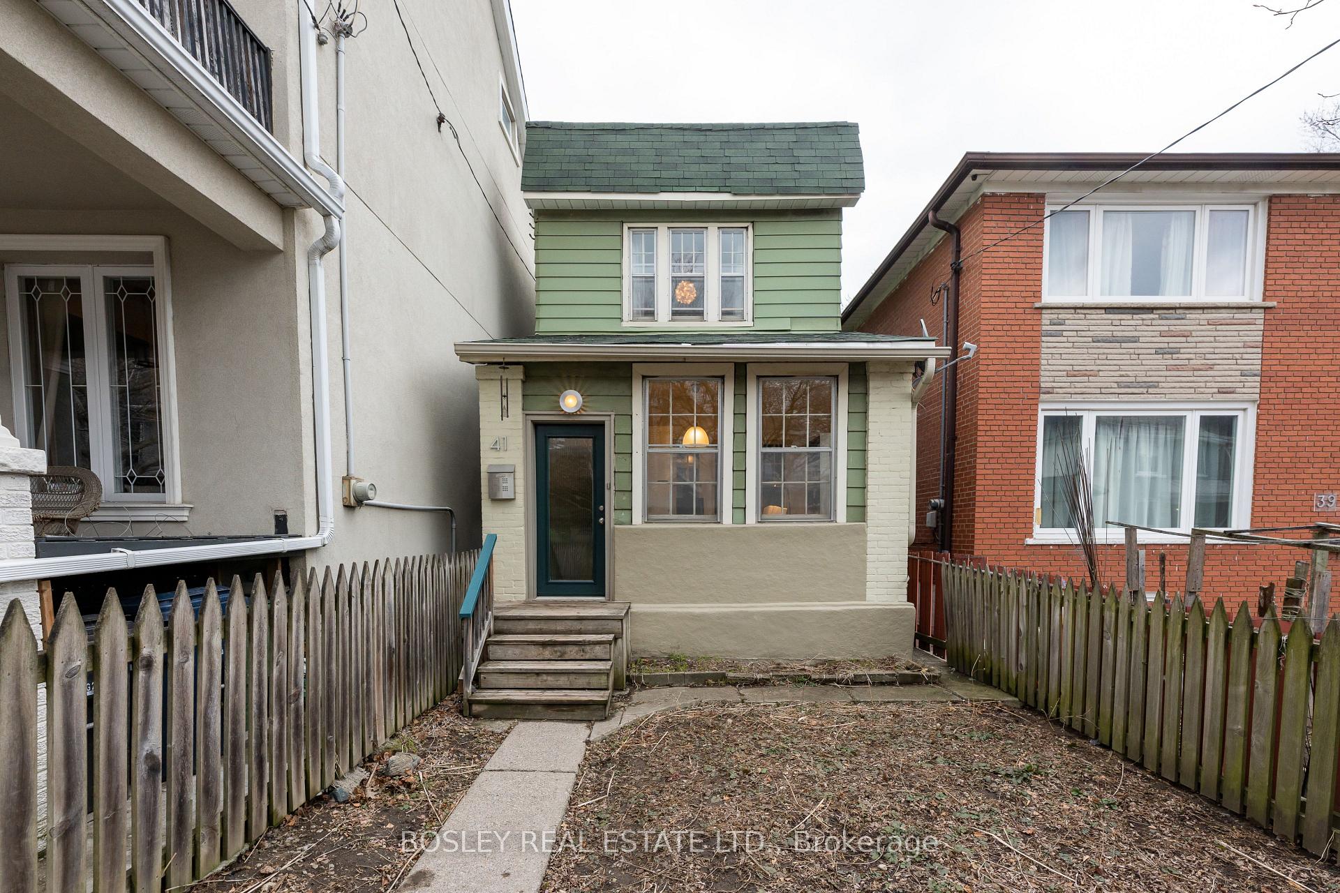 Photo 24 of 41 Winnifred Avenue, Toronto, South Riverdale — HOMEH