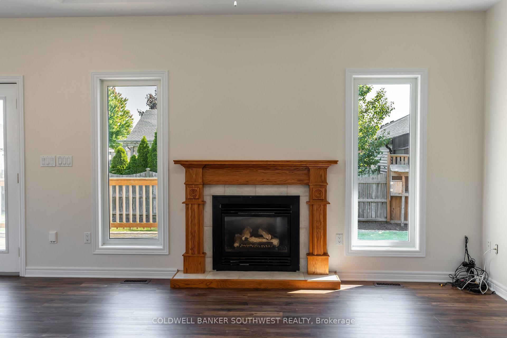 Photo 20 of 1062 Finch Drive E, Sarnia — HOMEH