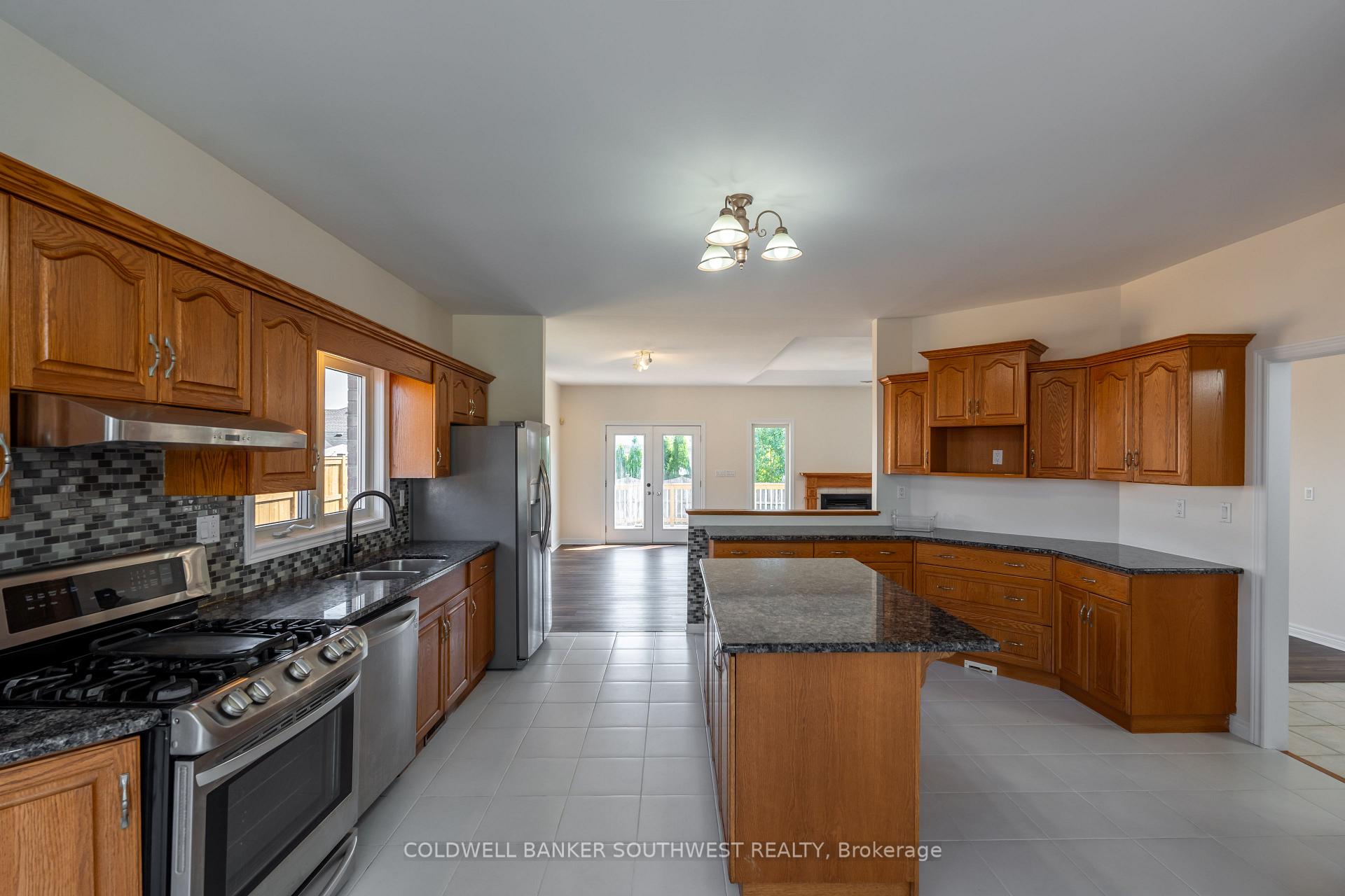 Photo 23 of 1062 Finch Drive E, Sarnia — HOMEH