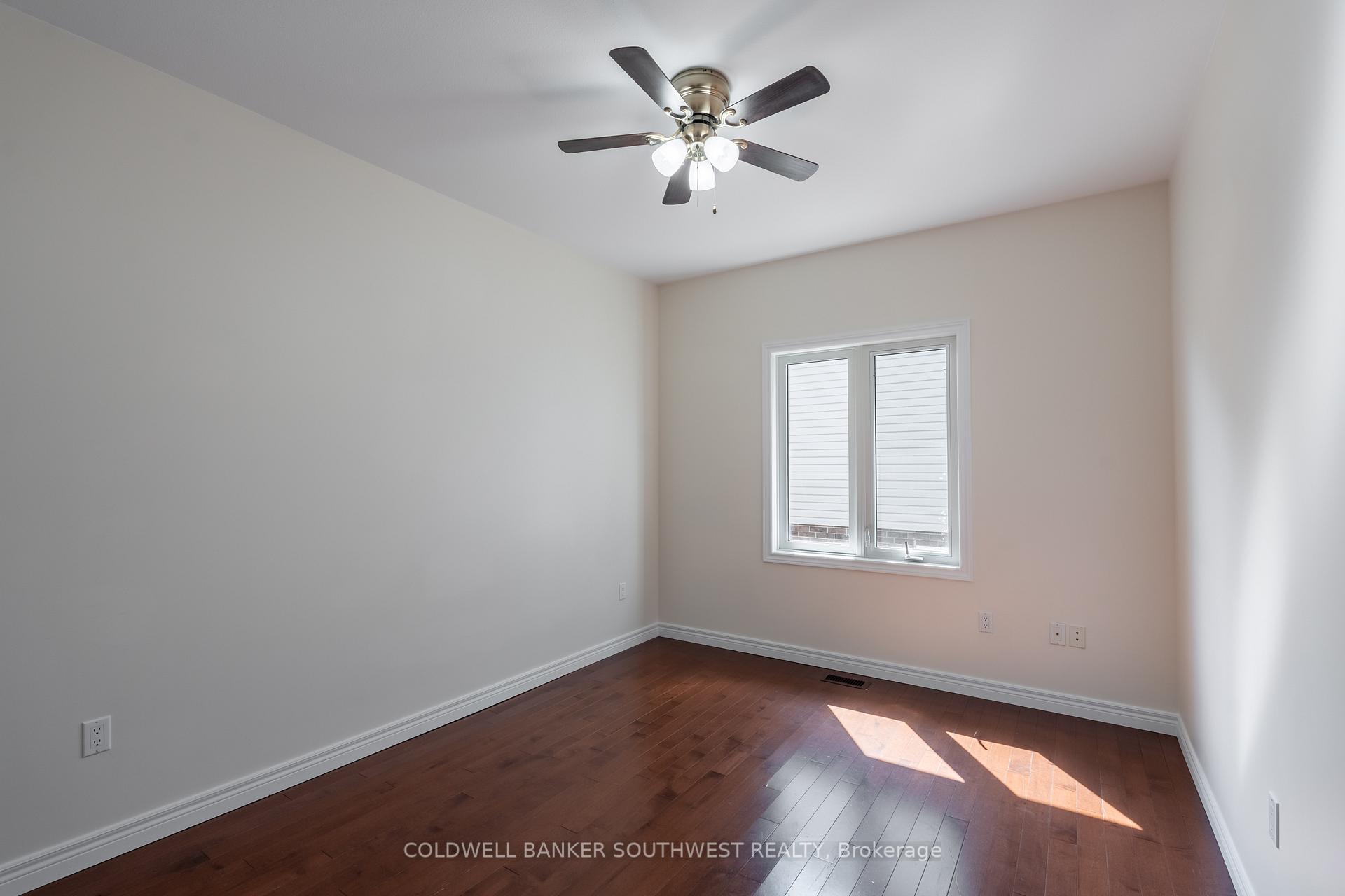 Photo 40 of 1062 Finch Drive E, Sarnia — HOMEH