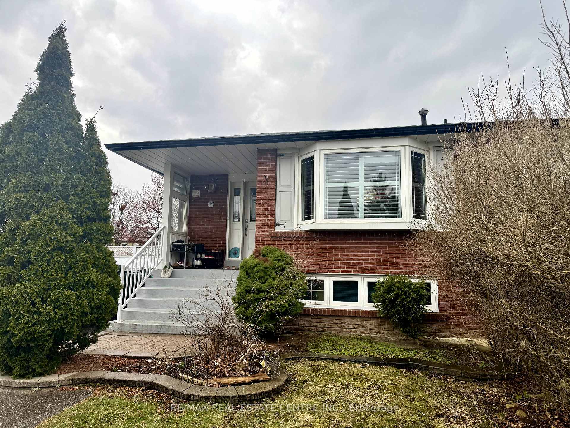 Front of 19 Forsythia Road